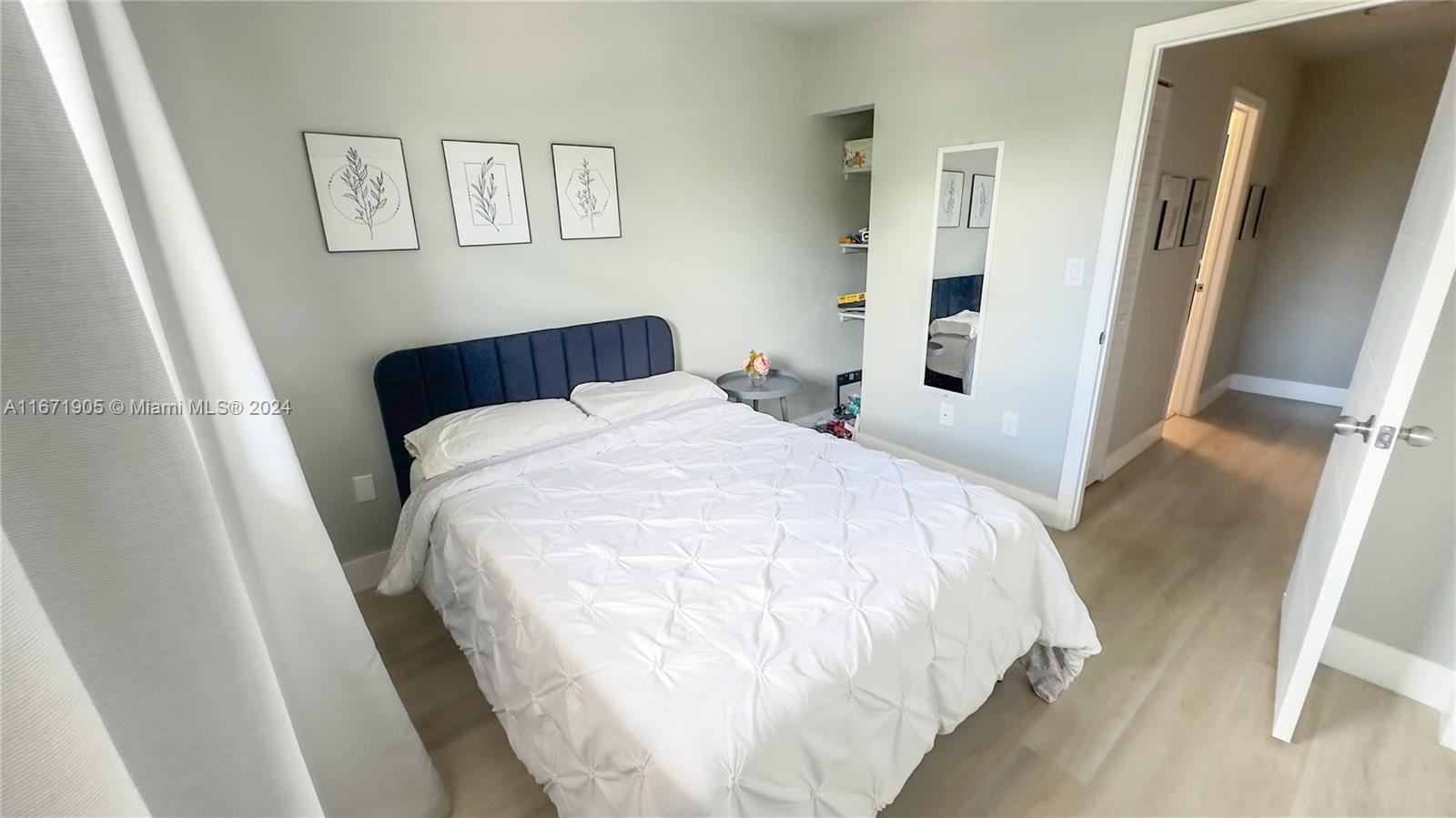 VISTA DEL LAGO CONDO V - Residential Lease