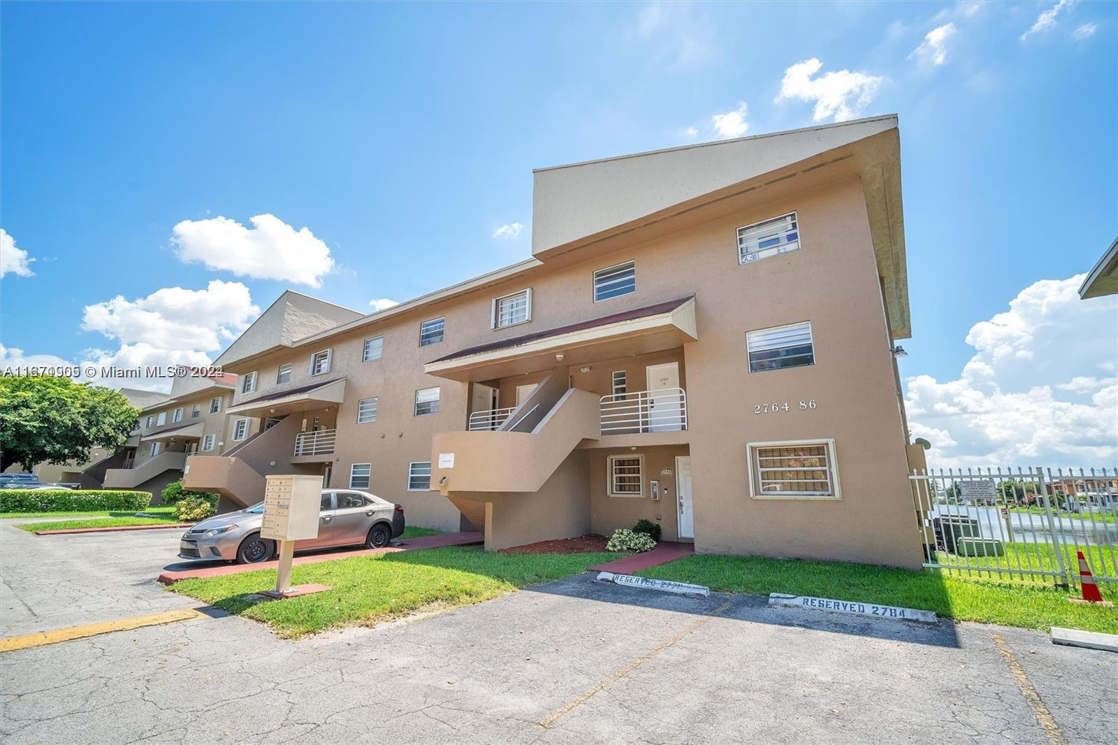 VISTA DEL LAGO CONDO V - Residential Lease