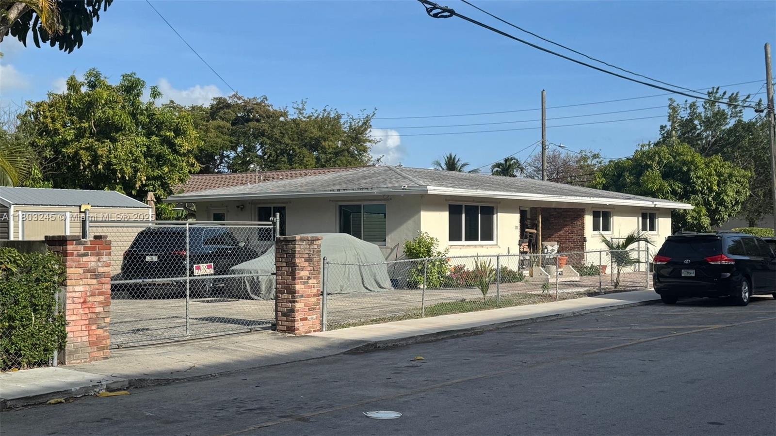 111 SW 24th Ave