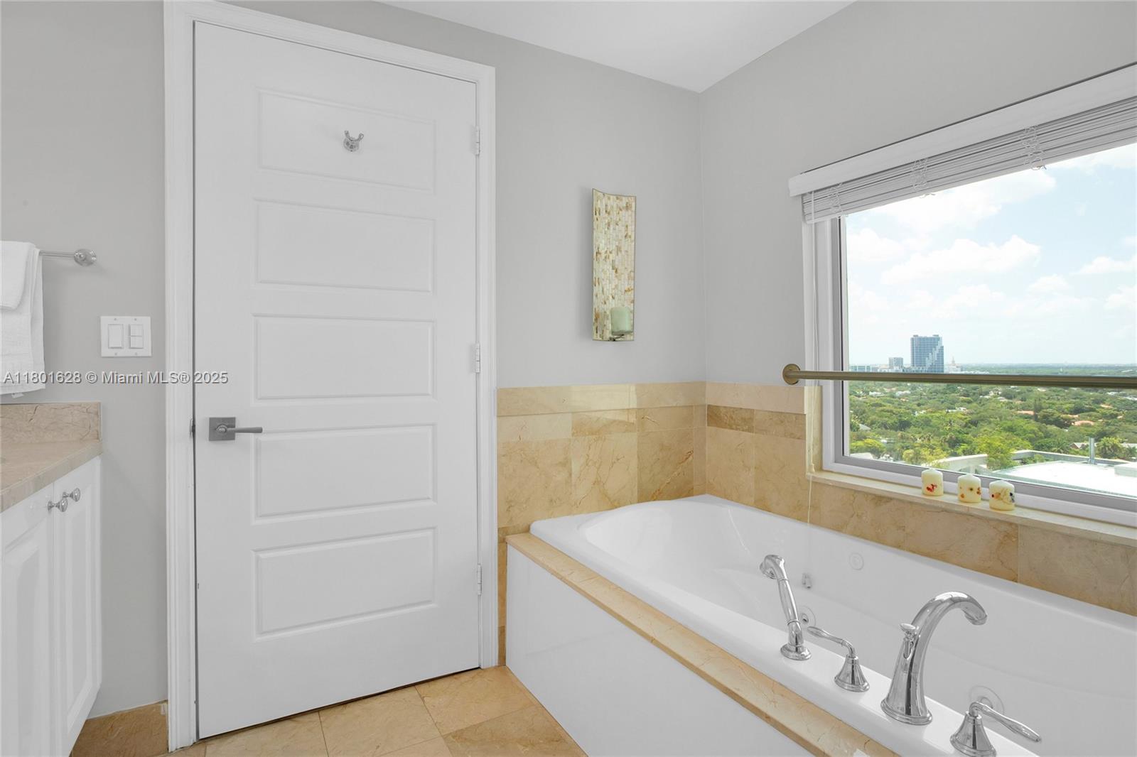 Ritz-Carlton - Residential