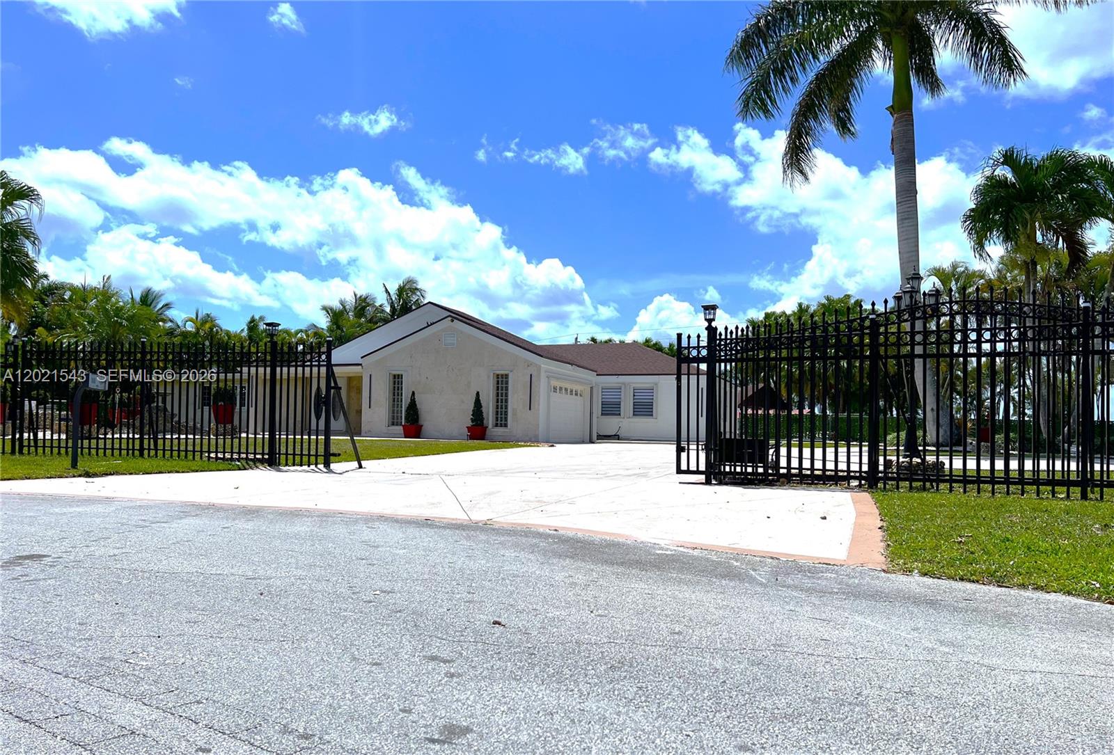15540 SW 156th Ave