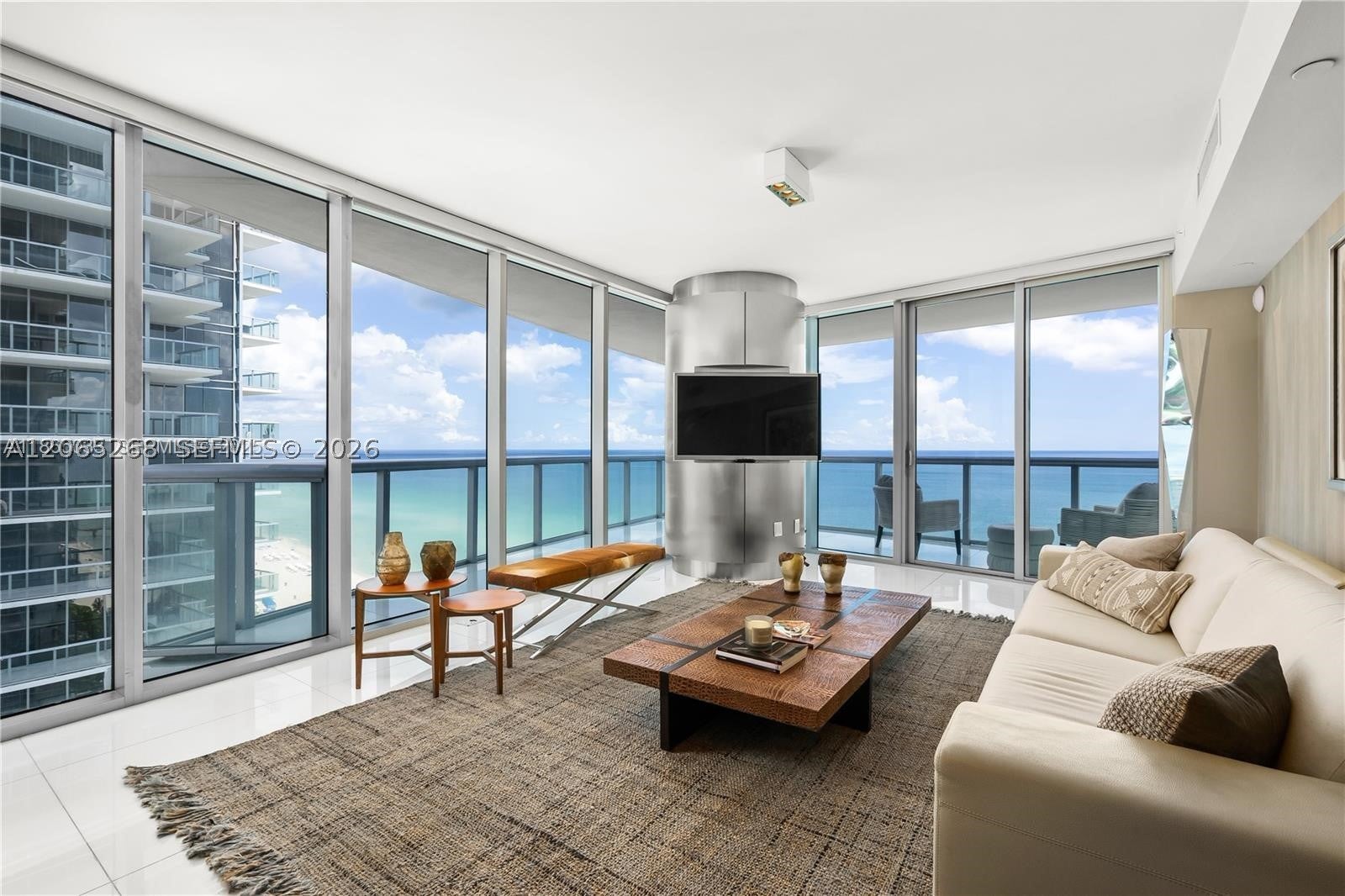 17001 Collins Ave 1908