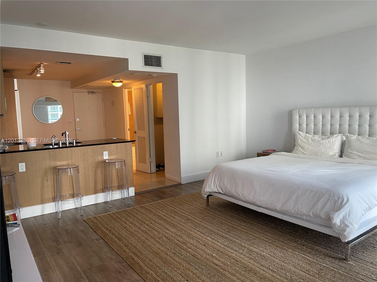 HARBOUR HOUSE - Residential Lease
