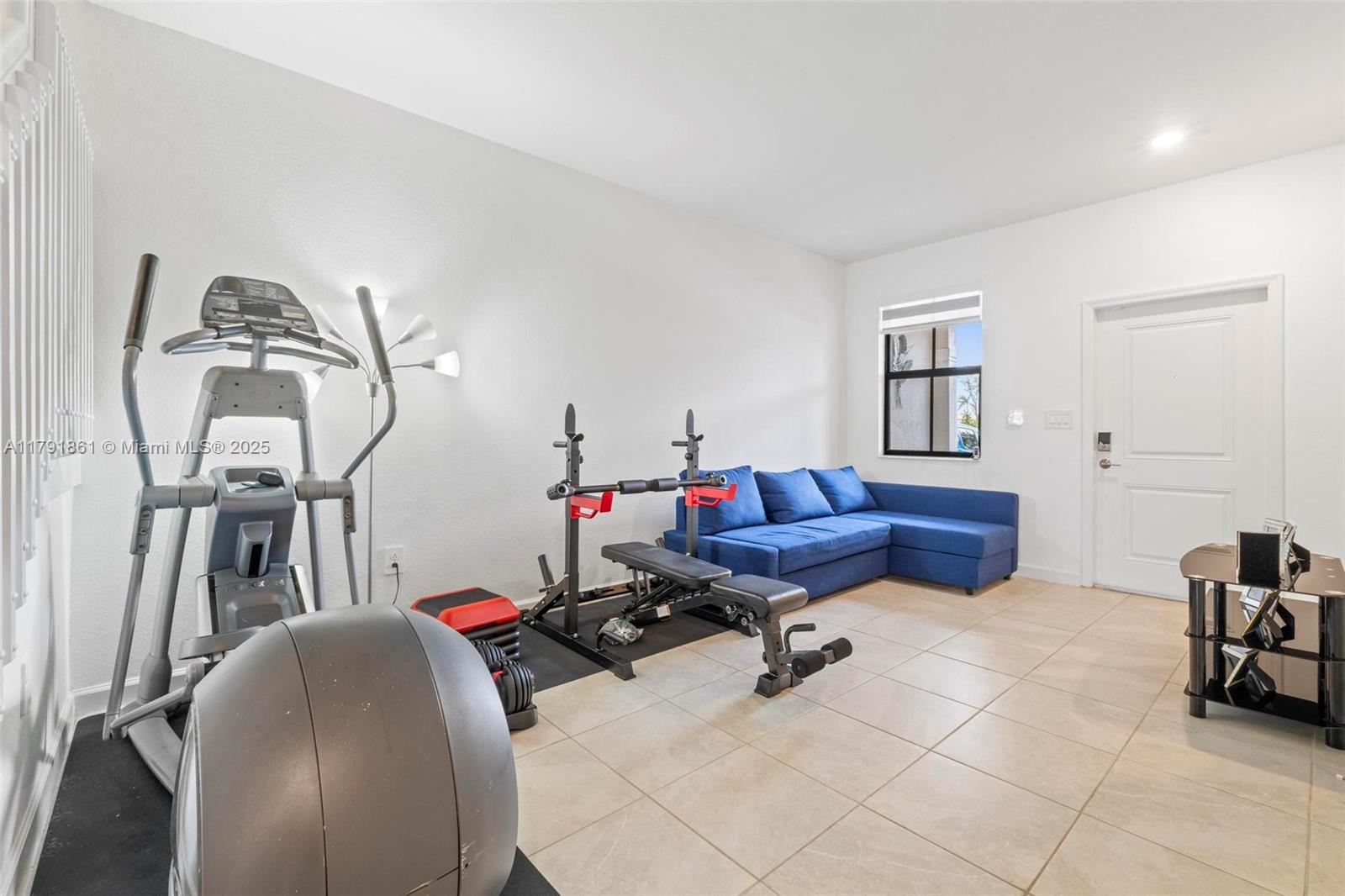 SILVER PALM RESIDENTIAL H - Residential