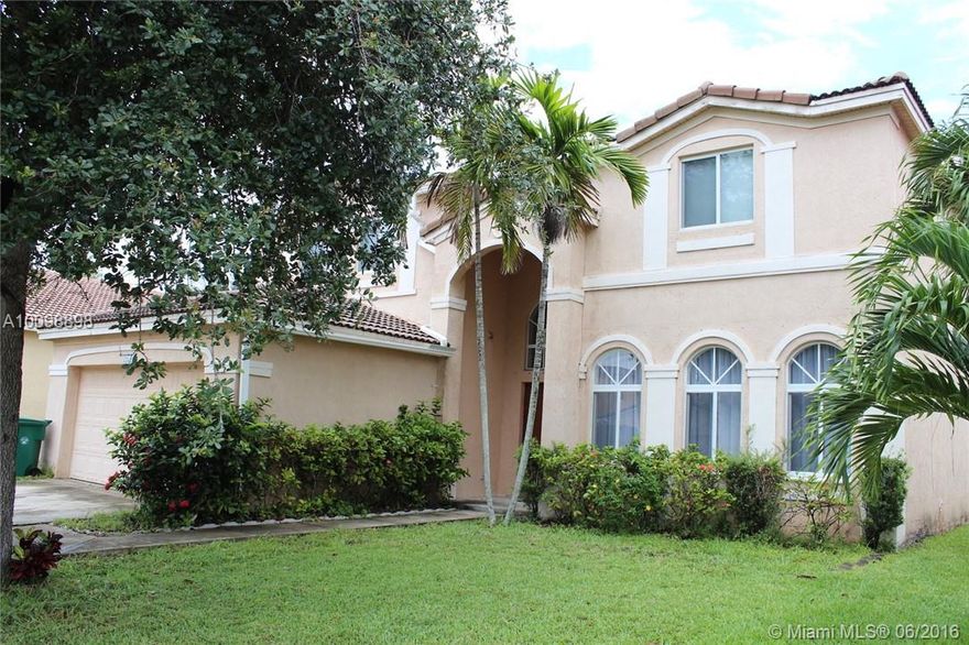 Rarely available 2 story townhouse, 4Bed/2.5bath and office/den, in the desirable Harmony Lakes Community, on a sparkling large lake. Open, bright, spacious layout, with a wide double car garage. Excellent location, quiet neighborhood, close to major highways, shopping, and A+ Schools. Community offers pool, playground, tennis courts, low HOA fee, dog friendly. Two central A/C, and appliances are only 1 yr old. Ready to move in and enjoy the magnificent luxurious home with beautiful lake views.