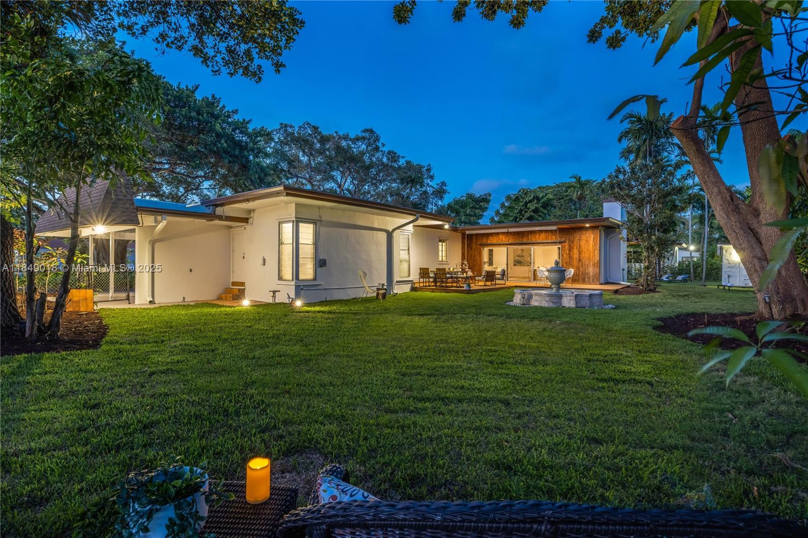 470 NE 113th St, Miami, FL, 33161/$975,000 1 470 NE 113th St