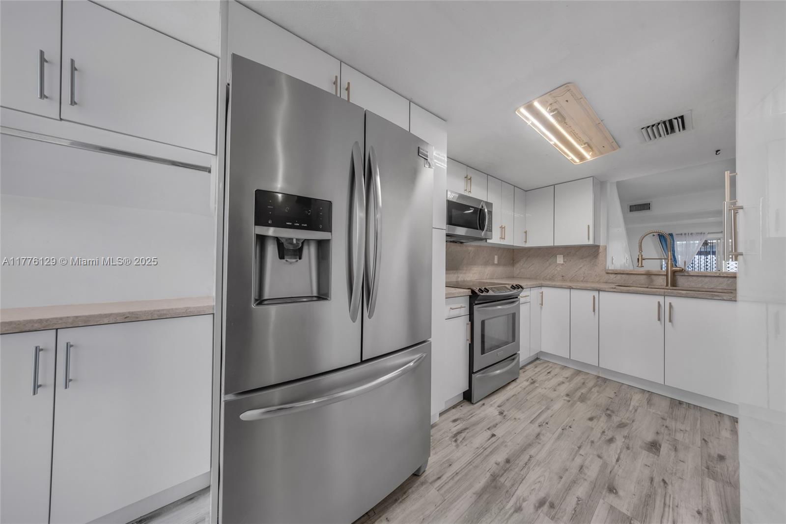 12302 NW 11th St 1402