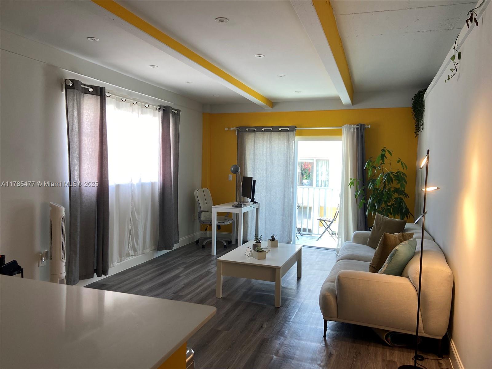 Rental Property at 301 Michigan Ave 404, Miami Beach, Miami-Dade County, Florida - Bedrooms: 1 
Bathrooms: 1  - $2,500 MO.