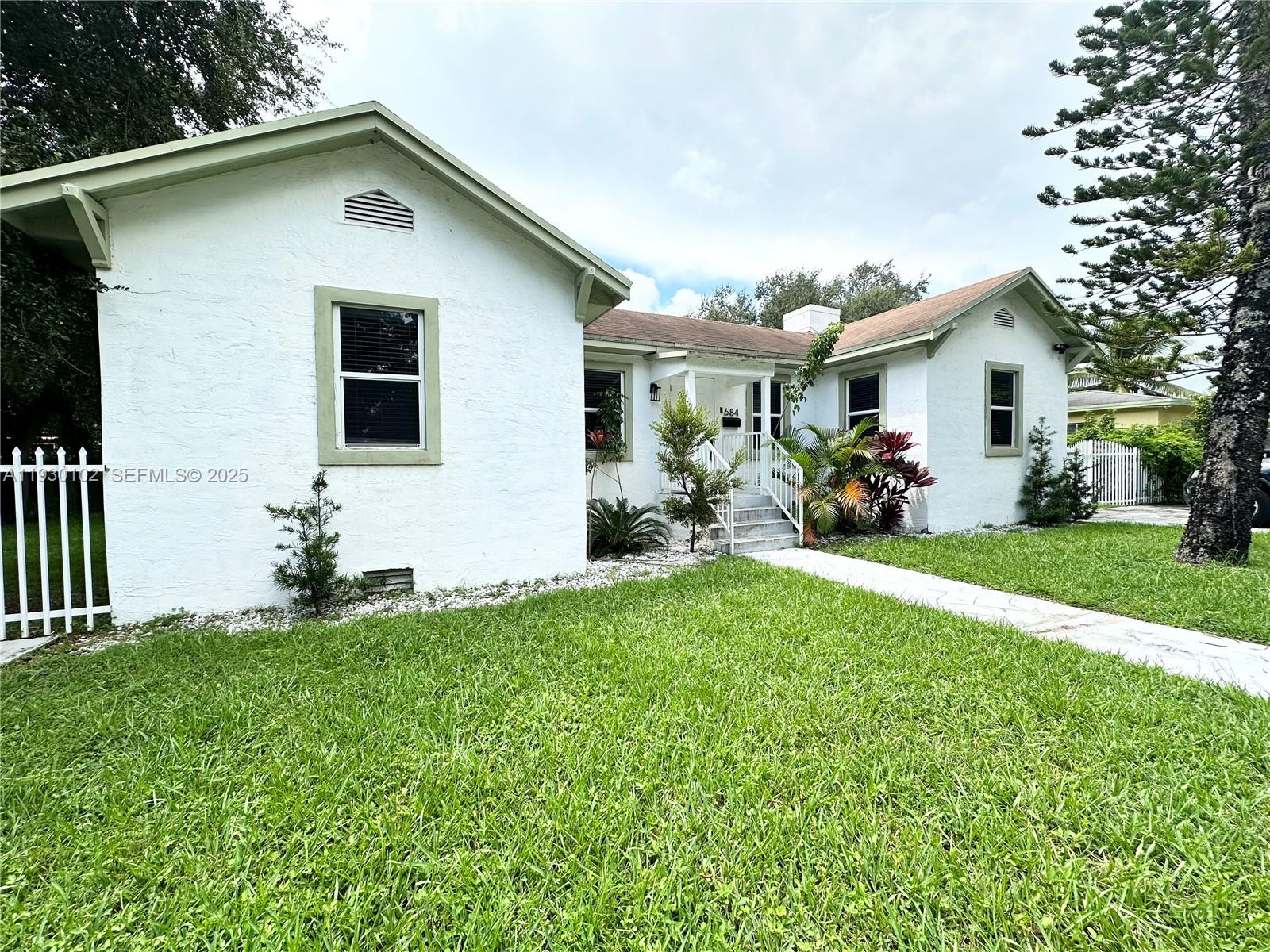 BISCAYNE HEIGHTS - Residential Lease