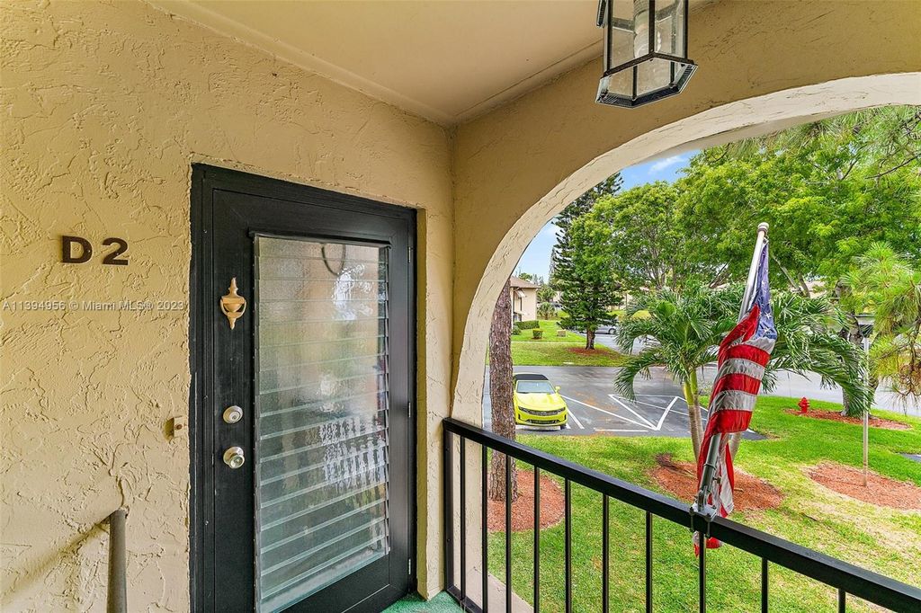 Photo of 307 Pine Ridge Cir #D-2, Green Acres, FL 33463 (MLS # A11394956)