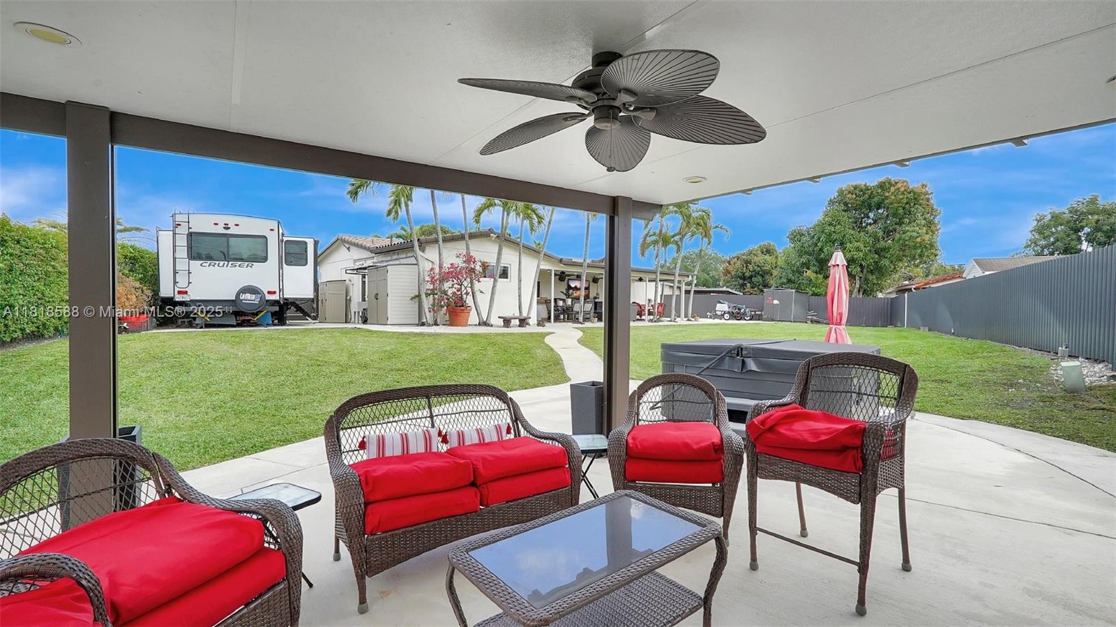 PALM SPRINGS NORTH SEC R - Residential