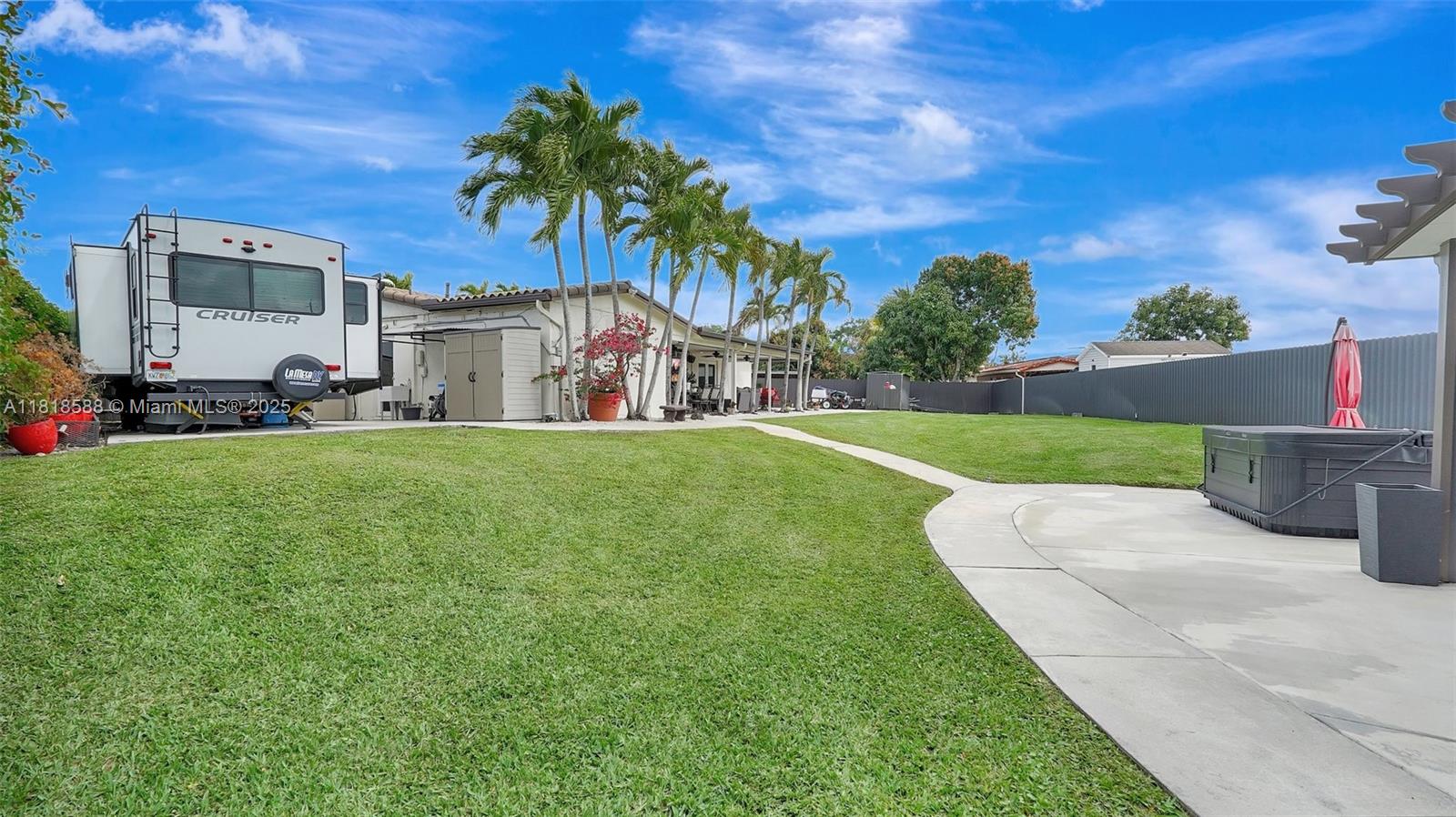 PALM SPRINGS NORTH SEC R - Residential
