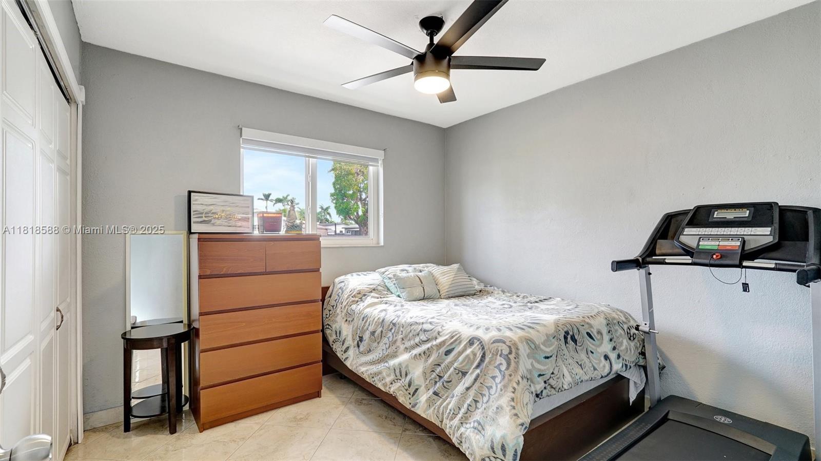 PALM SPRINGS NORTH SEC R - Residential