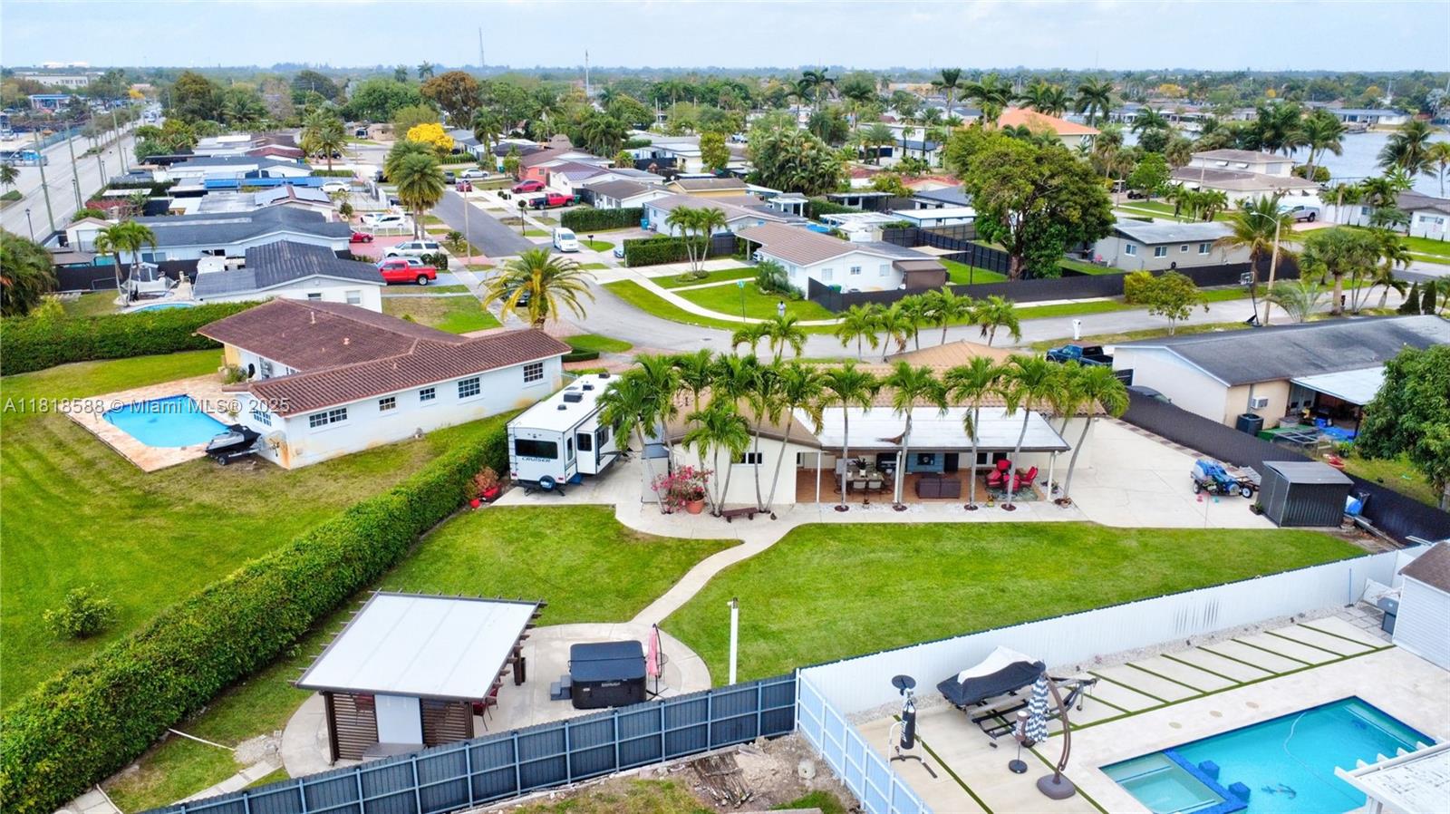PALM SPRINGS NORTH SEC R - Residential