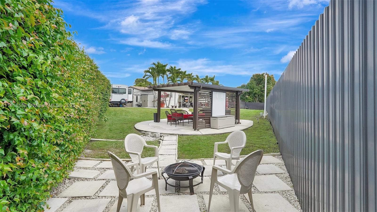 PALM SPRINGS NORTH SEC R - Residential