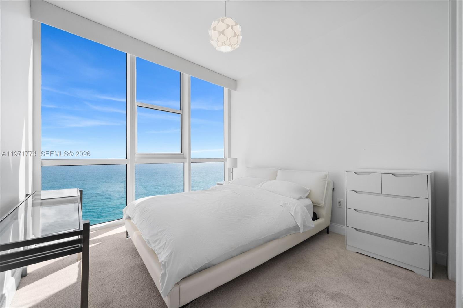 TRUMP ROYALE CONDO - Residential Lease