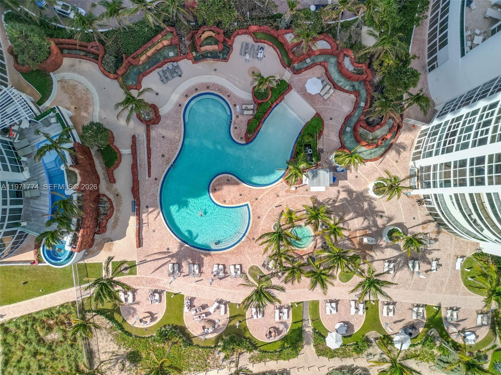 TRUMP ROYALE CONDO - Residential Lease