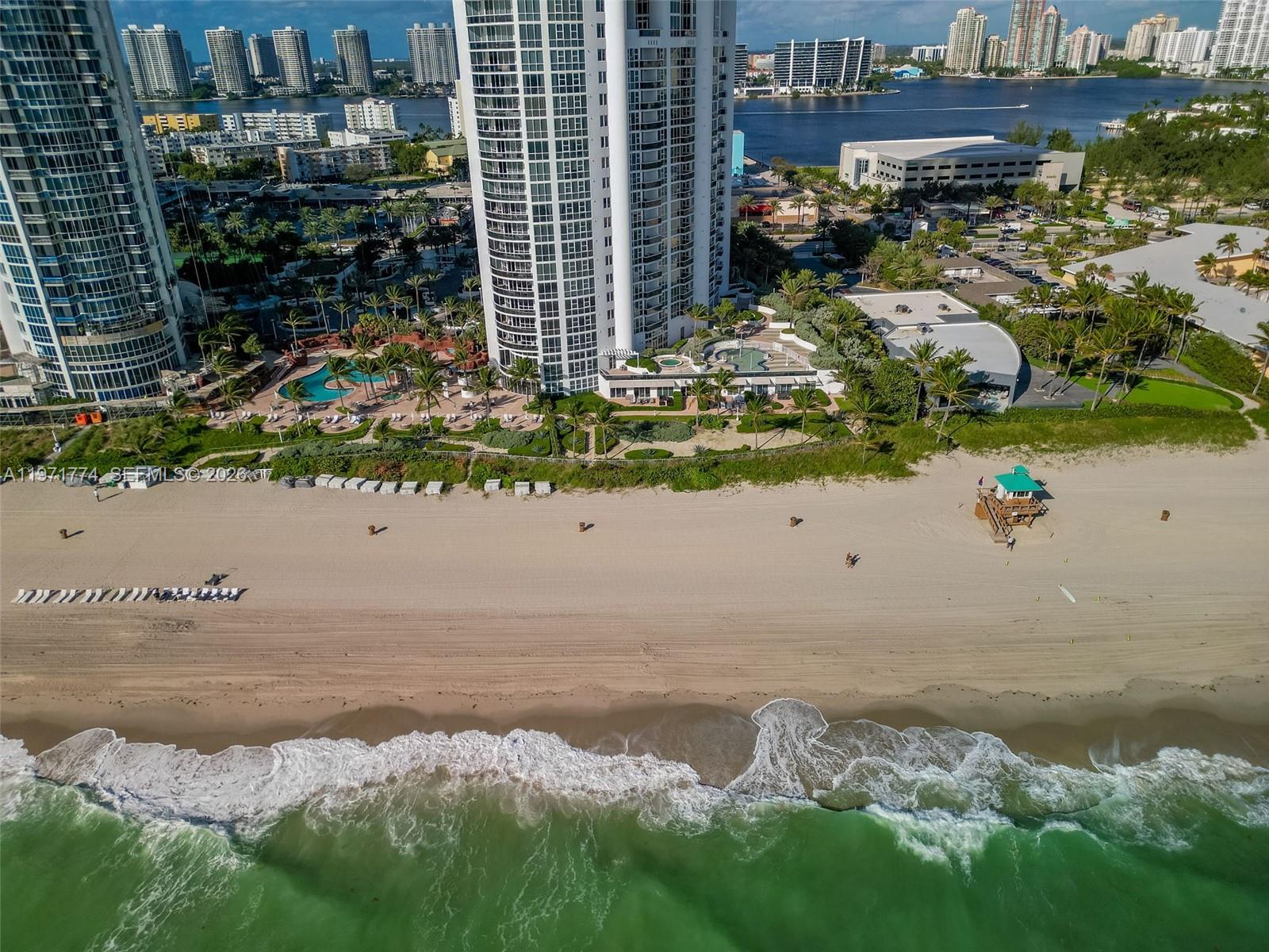 TRUMP ROYALE CONDO - Residential Lease