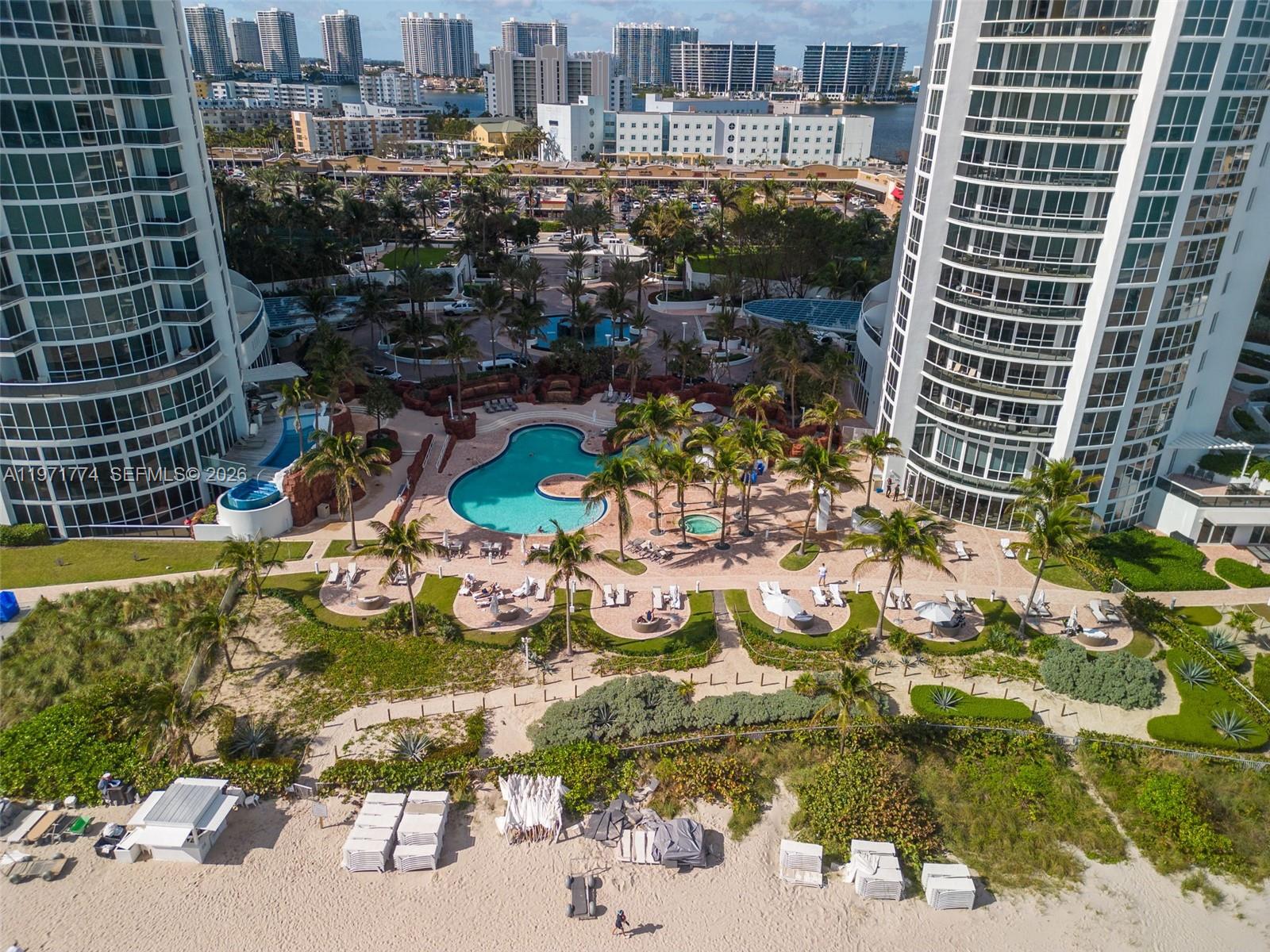 TRUMP ROYALE CONDO - Residential Lease