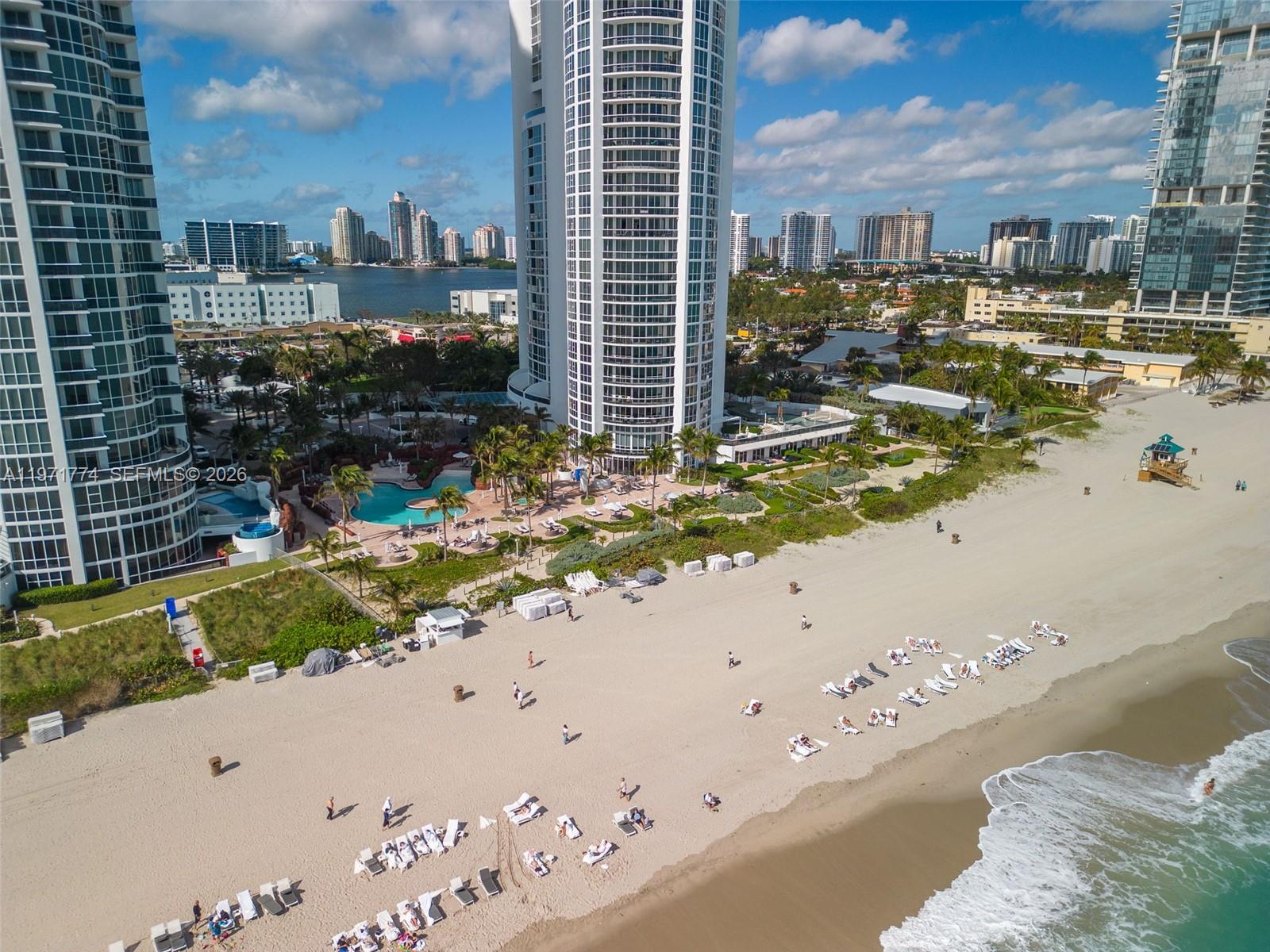TRUMP ROYALE CONDO - Residential Lease