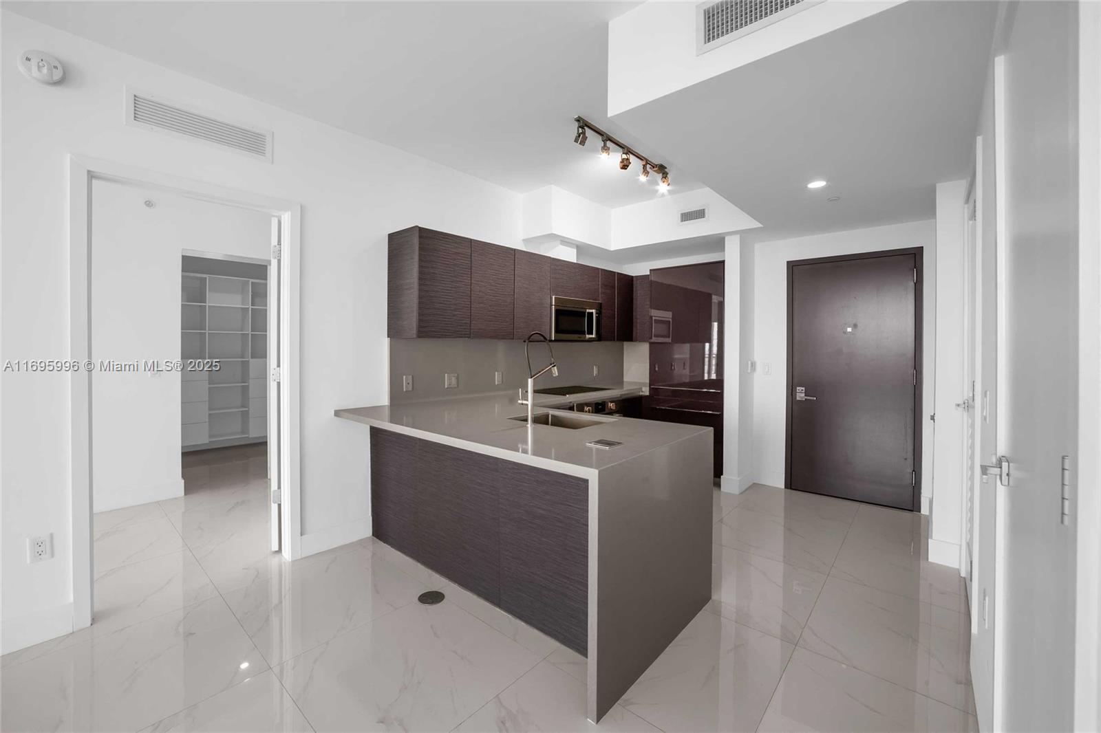 THE BONDO (1080 BRICKELL) - Residential