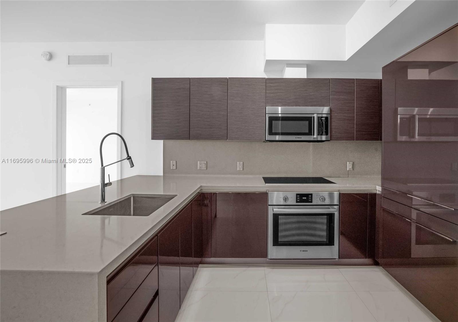 THE BONDO (1080 BRICKELL) - Residential