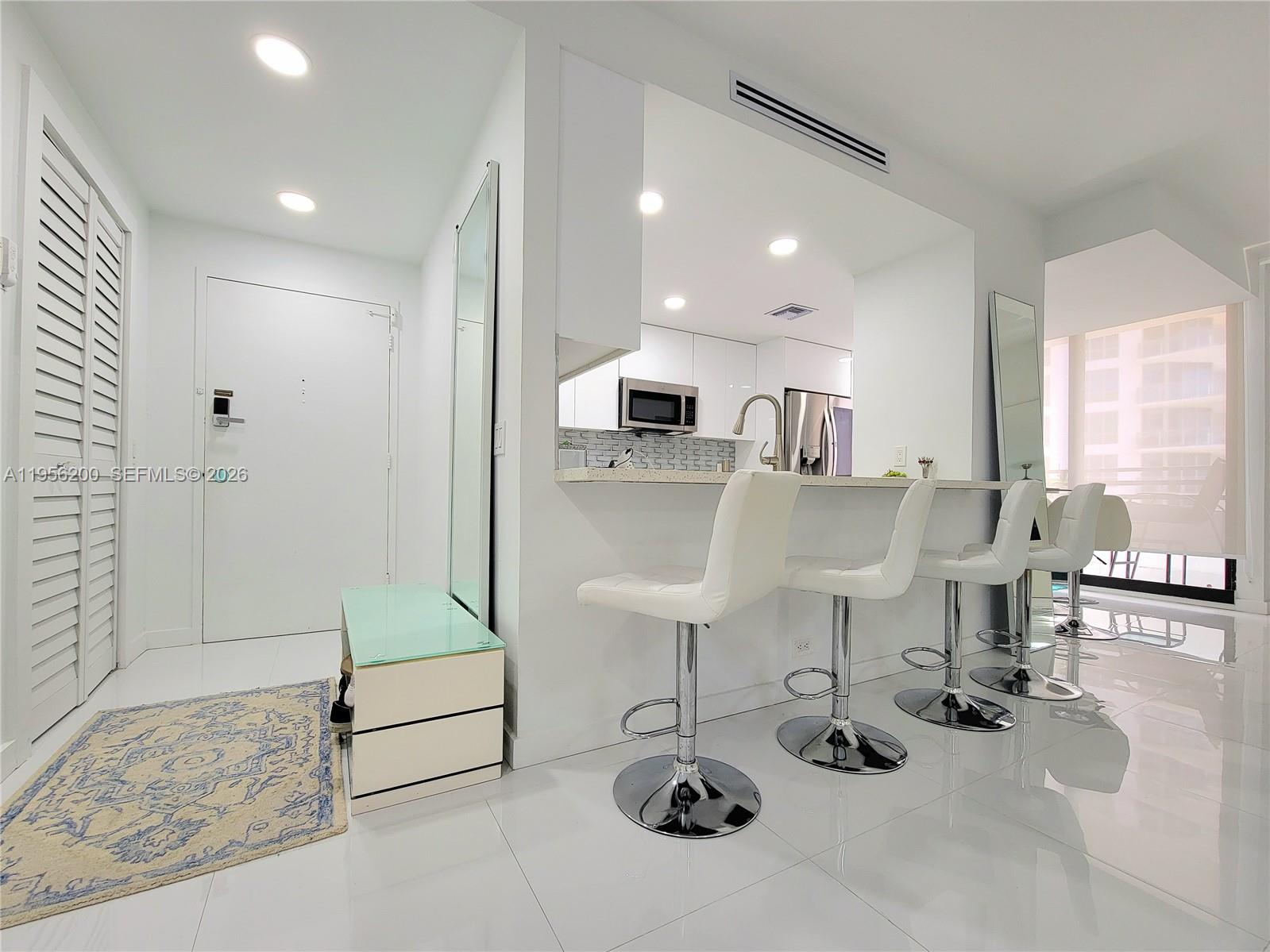 3505 S Ocean Dr 901