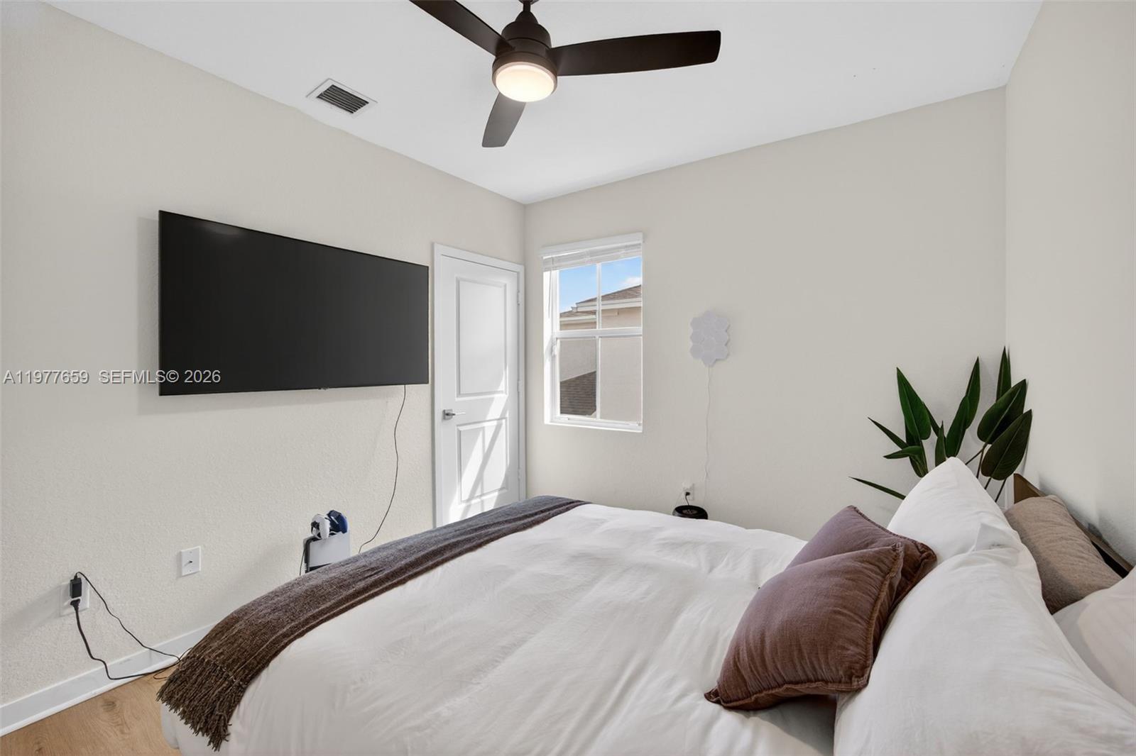 CEDAR AT KEYS GATE - Residential