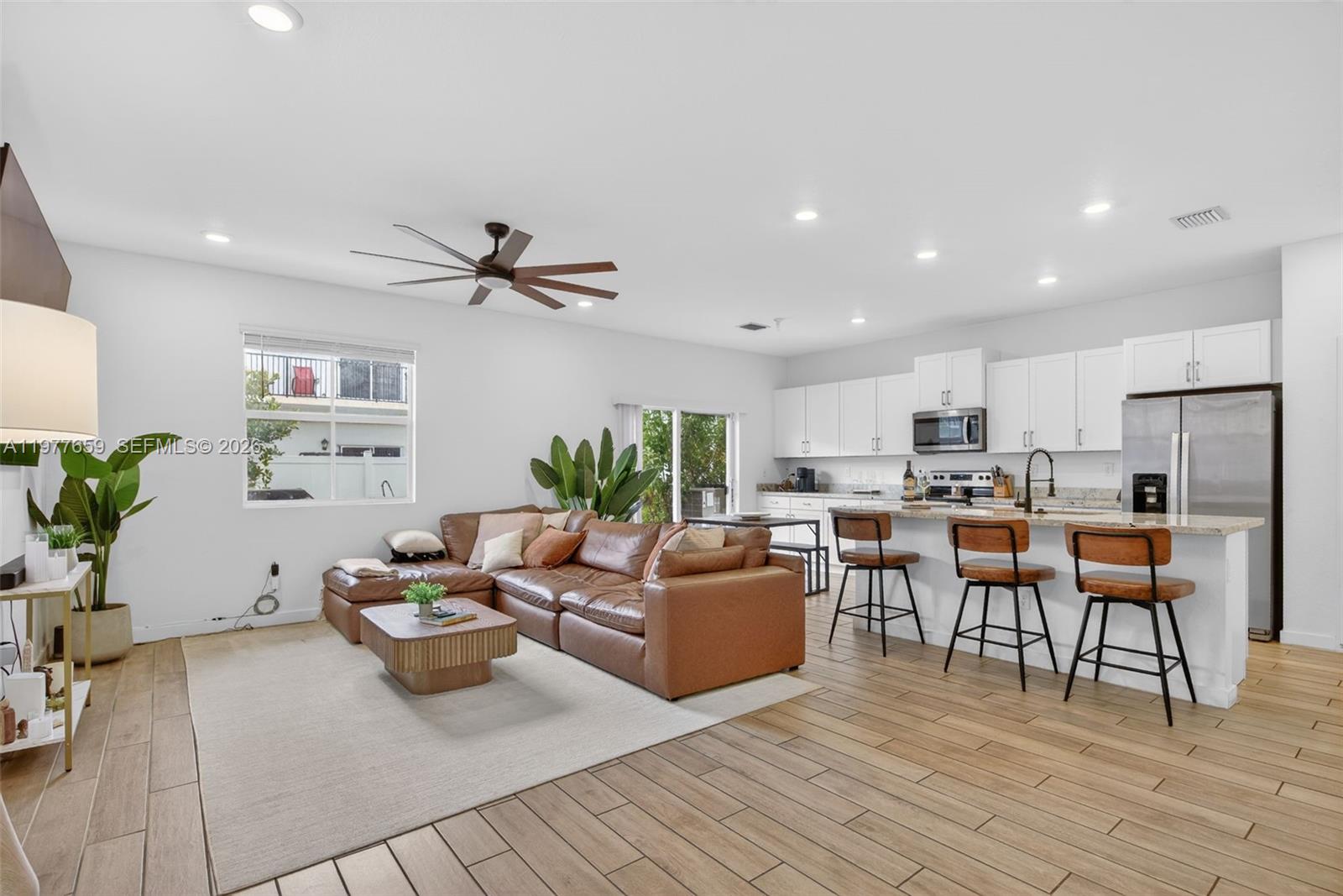 826 SE 17th St, Homestead, FL, 33034/$435,000 3 826 SE 17th St