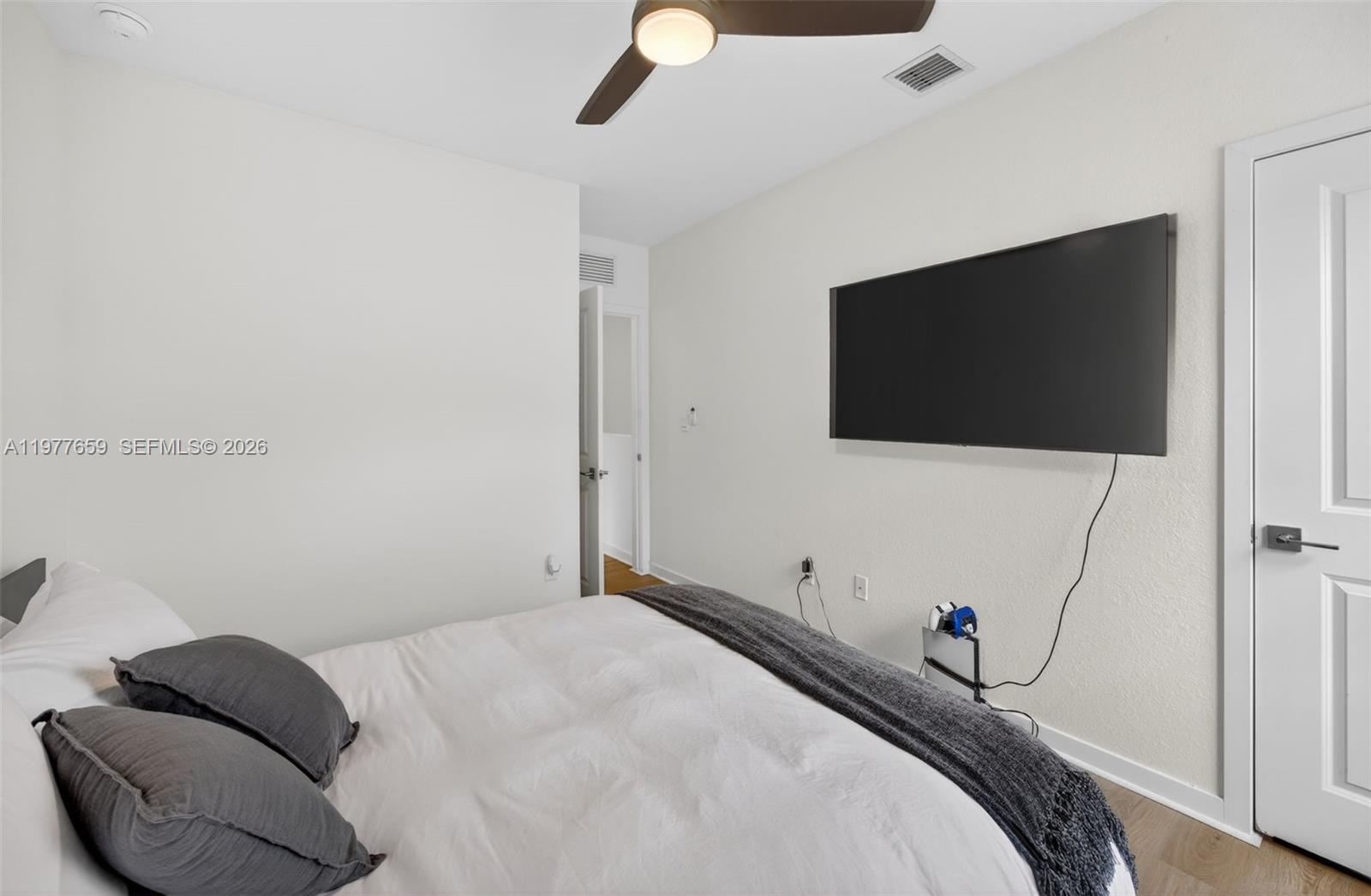 CEDAR AT KEYS GATE - Residential