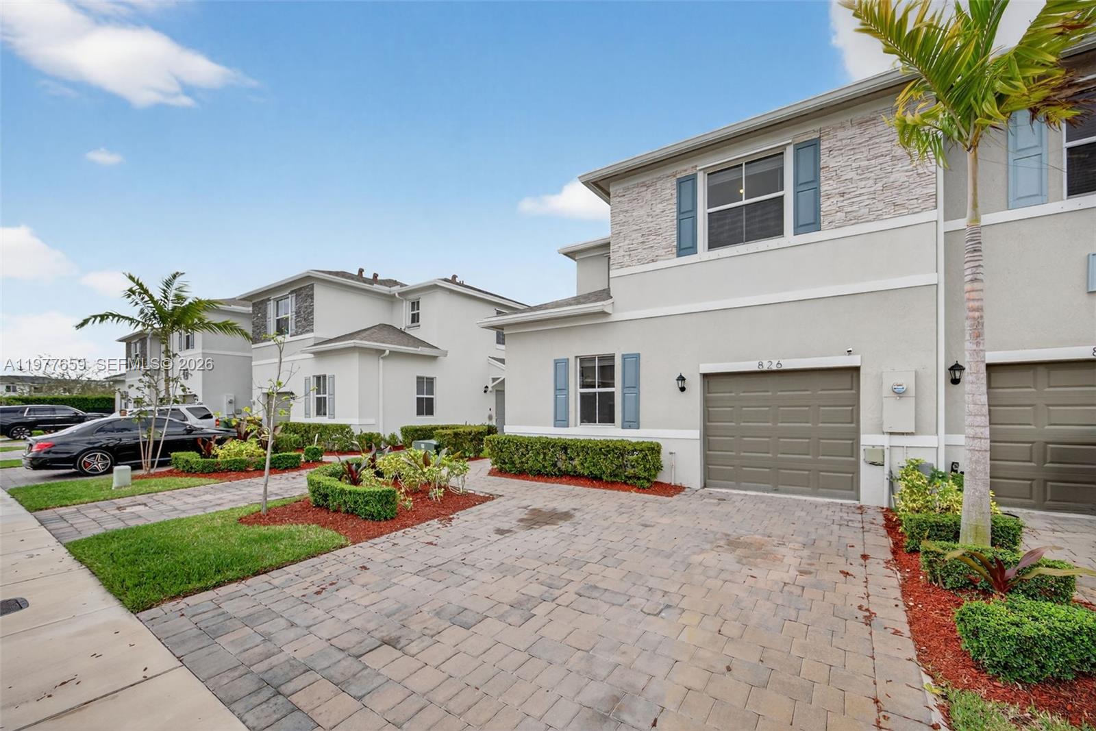 826 SE 17th St, Homestead, FL, 33034/$435,000 2 826 SE 17th St