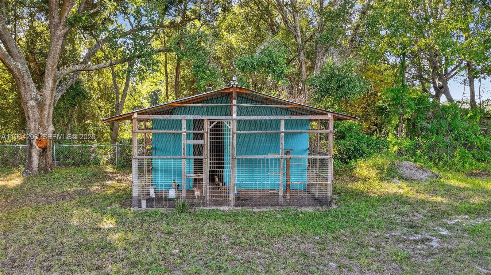 NOT IN A RECORDED SUBDIVIS - Residential