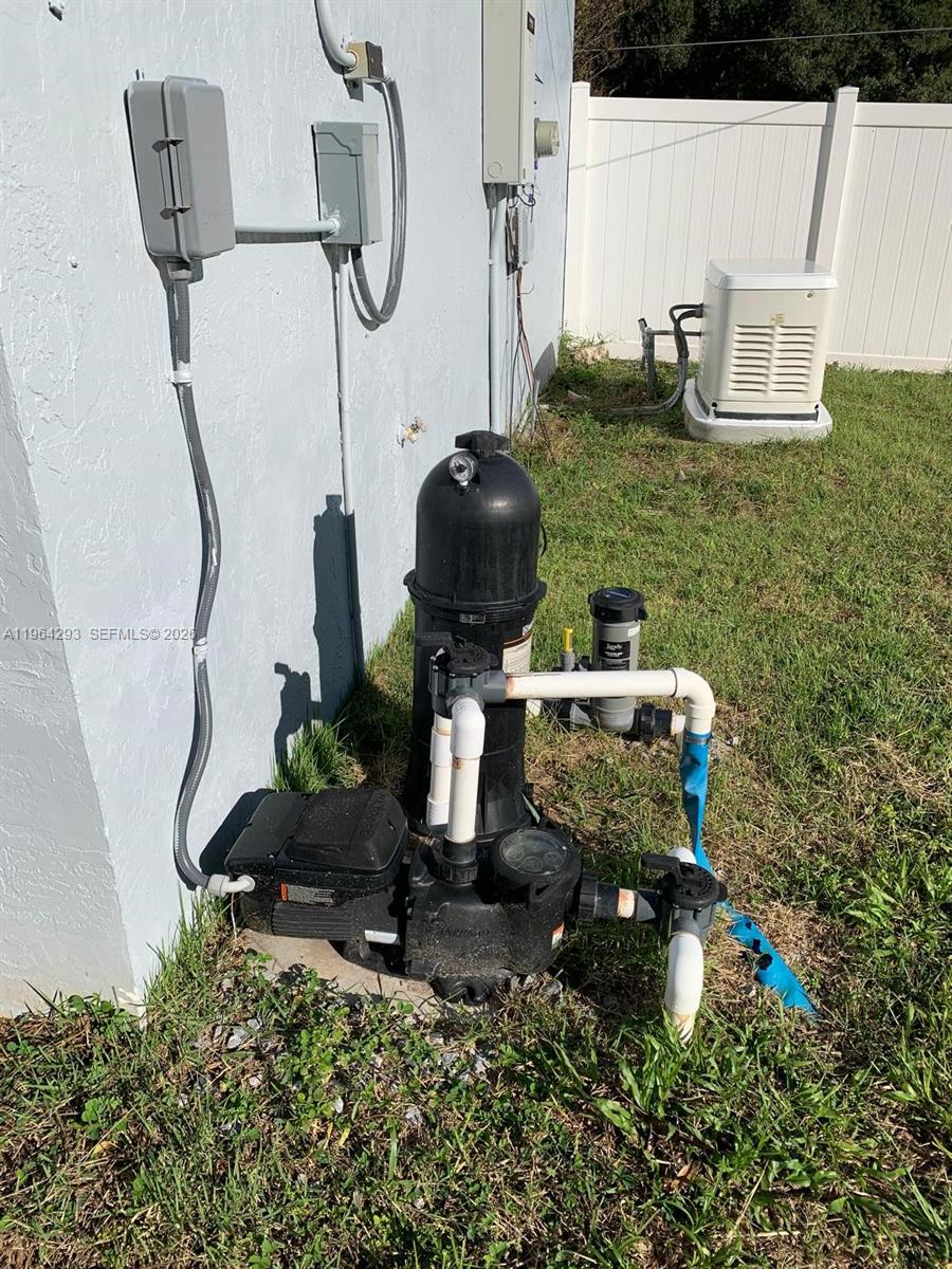 NOT IN A RECORDED SUBDIVIS - Residential