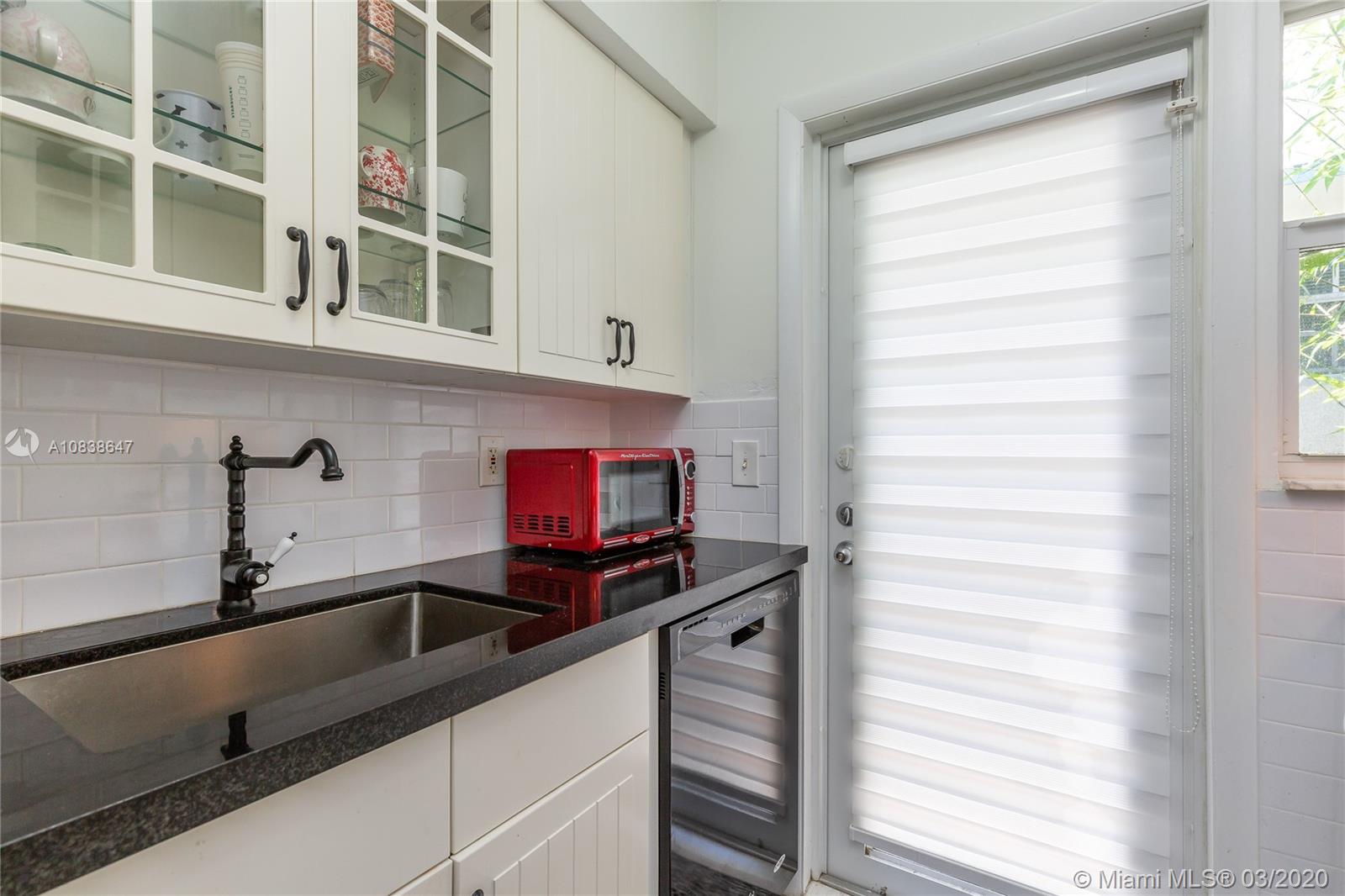 PENN CONDO - Residential Lease