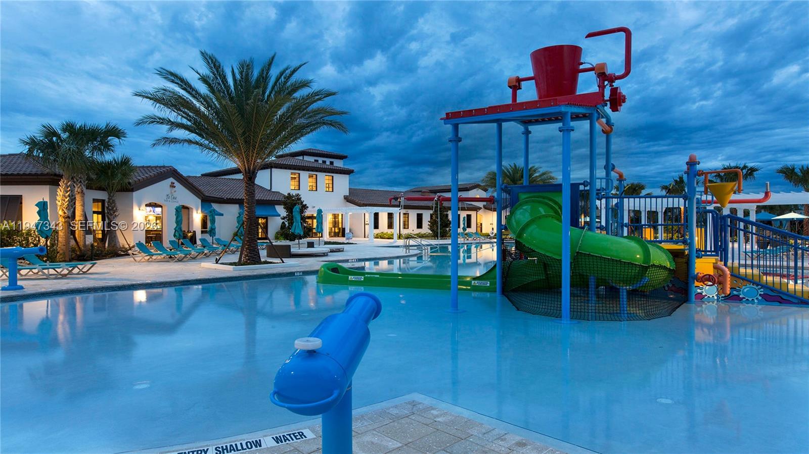 WINDSOR AT WESTSIDE - Residential