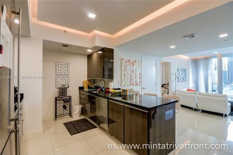 92 SW 3rd St 1902 Miami FL 33130