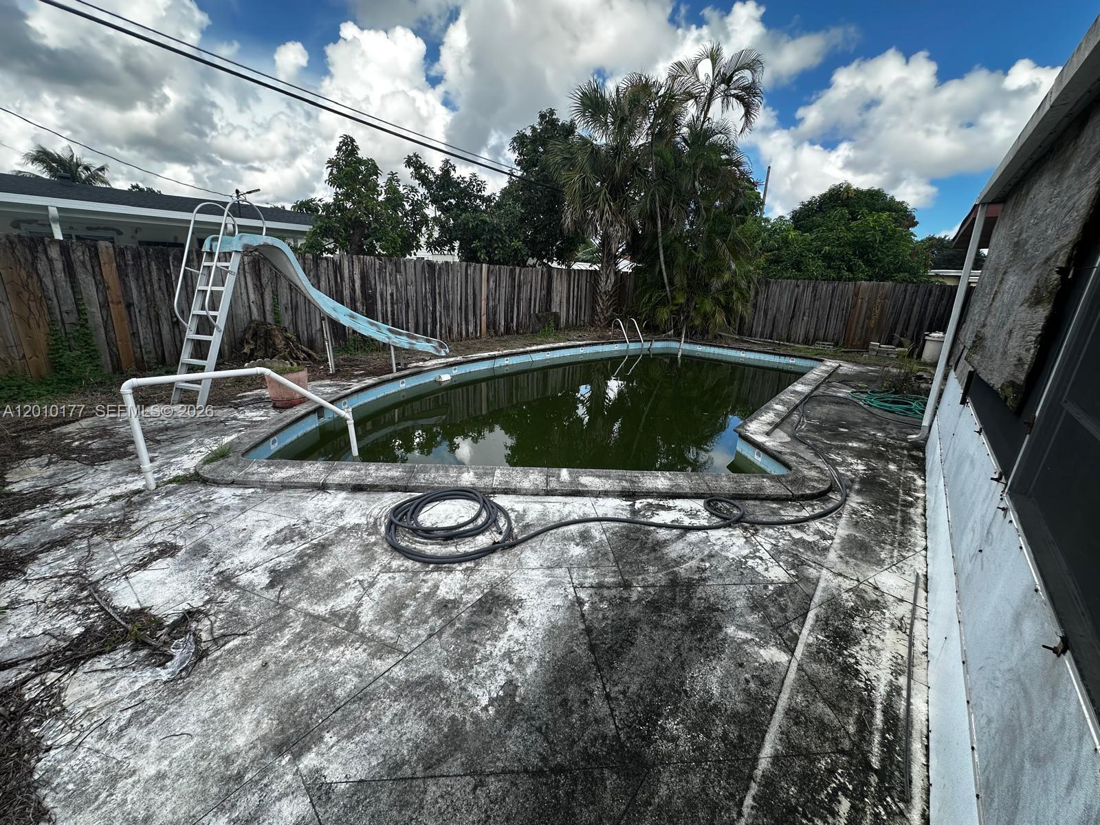 NORTH BEACH PARK - Residential