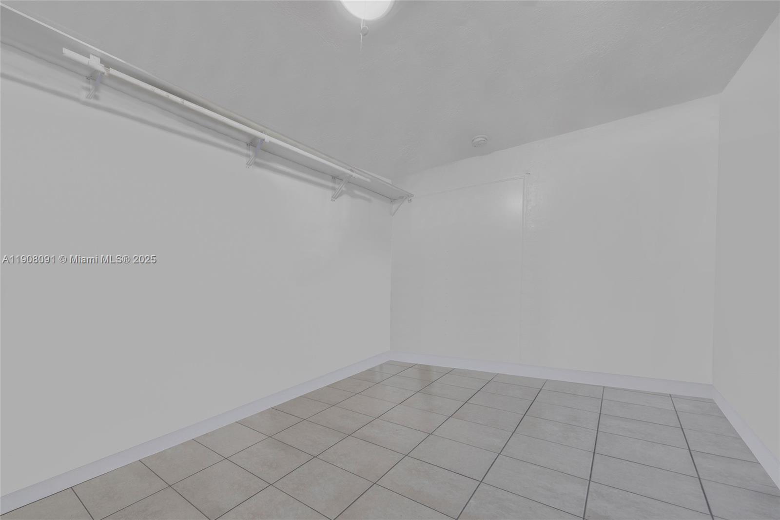 LAWRENCE ESTATES LAND COS - Residential Income