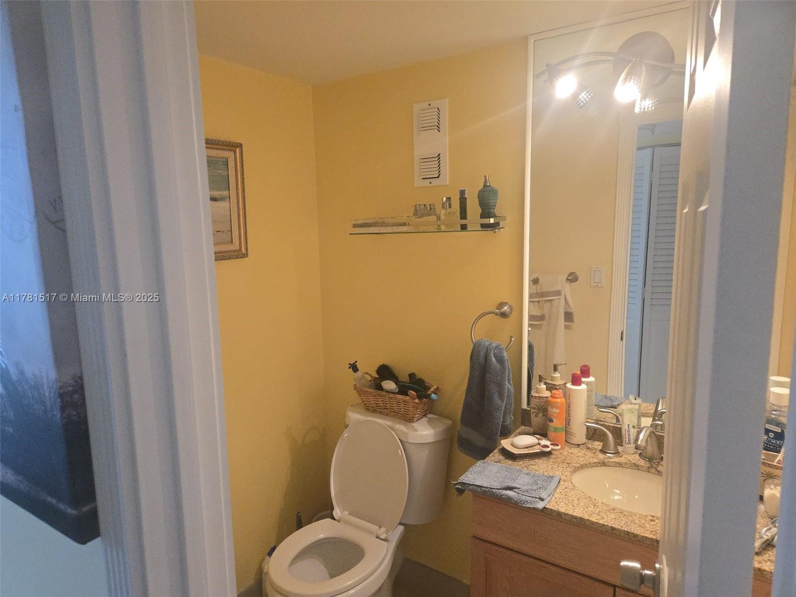 STANTON HOUSE CONDO - Residential