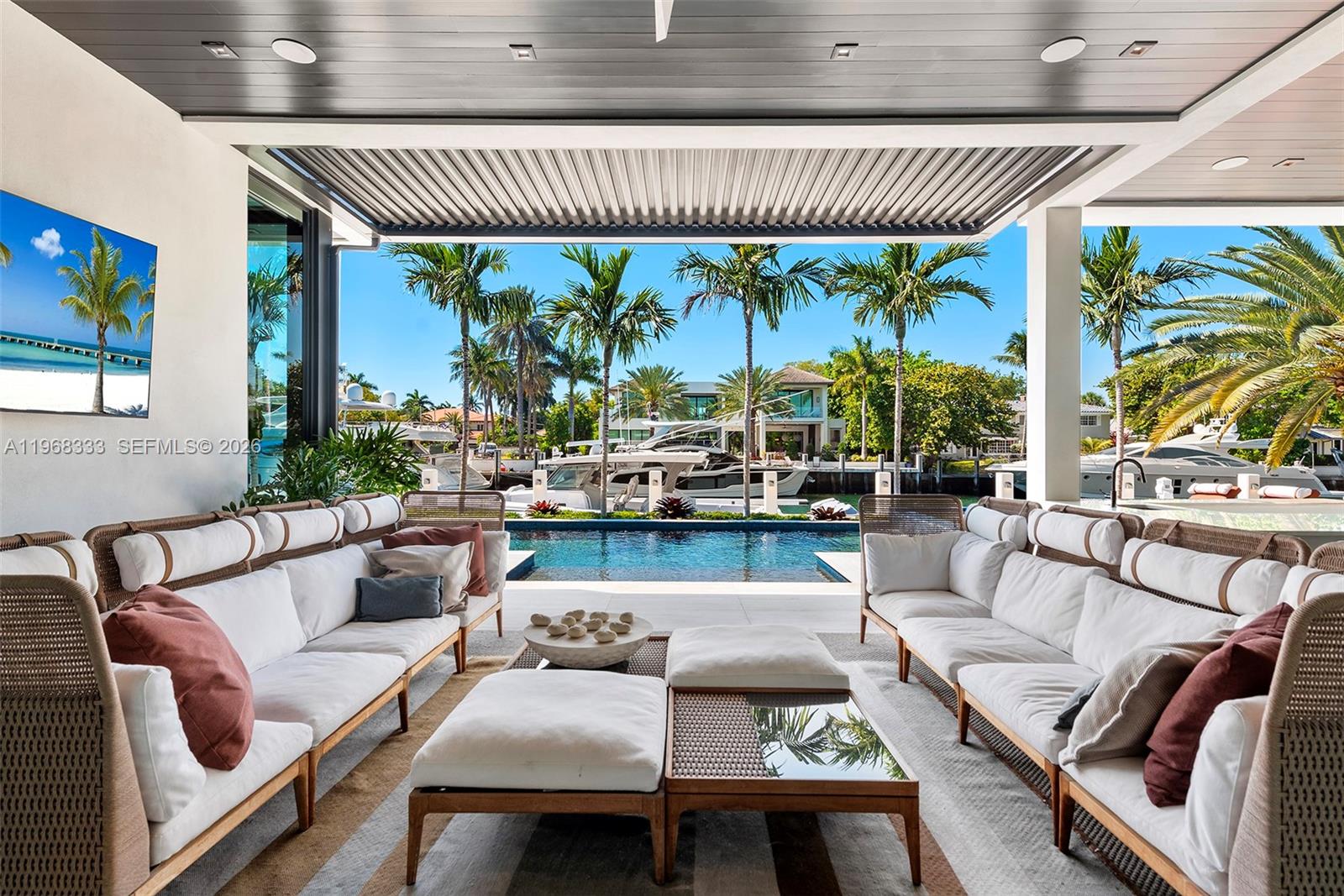 ISLA BAHIA - Residential