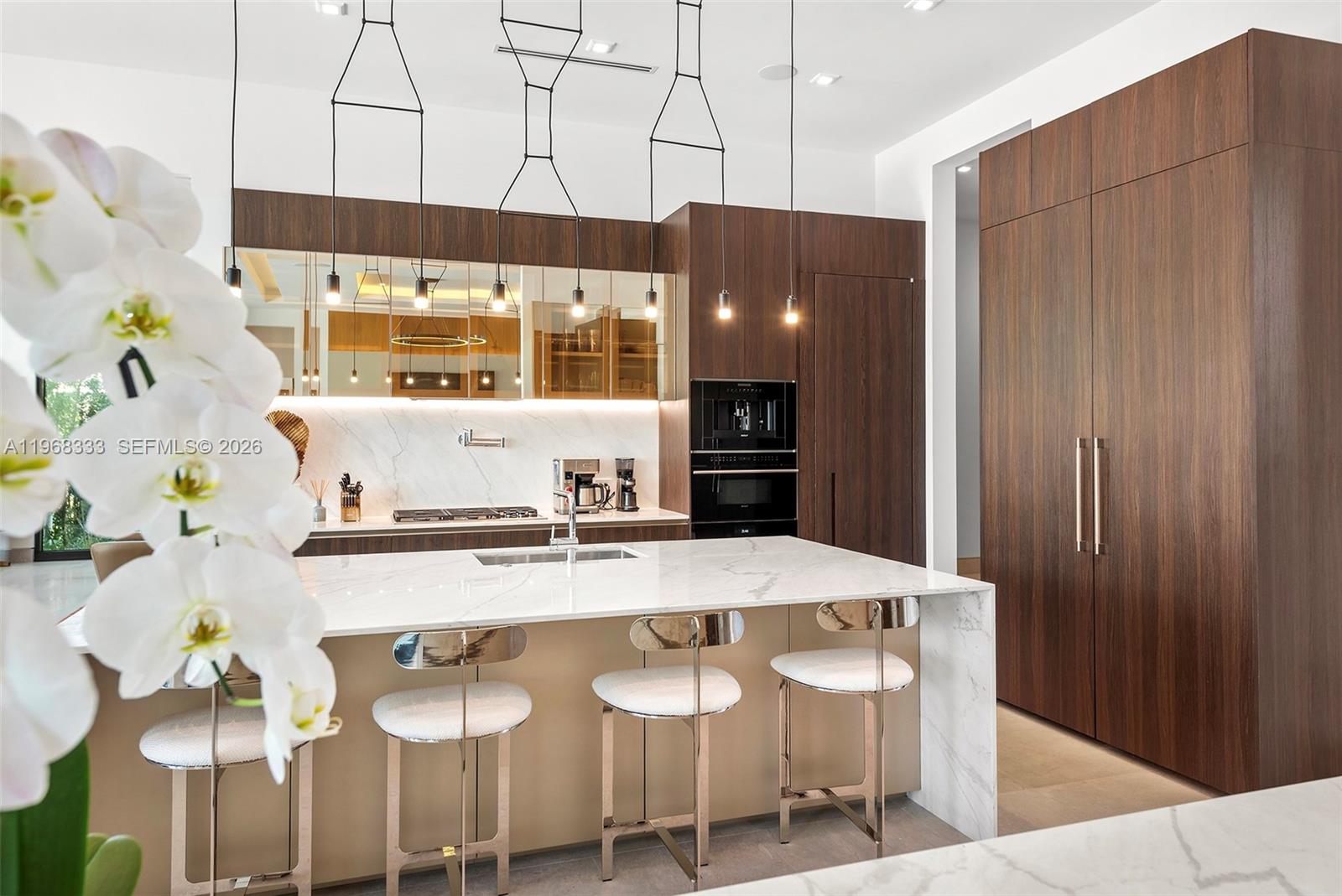 ISLA BAHIA - Residential