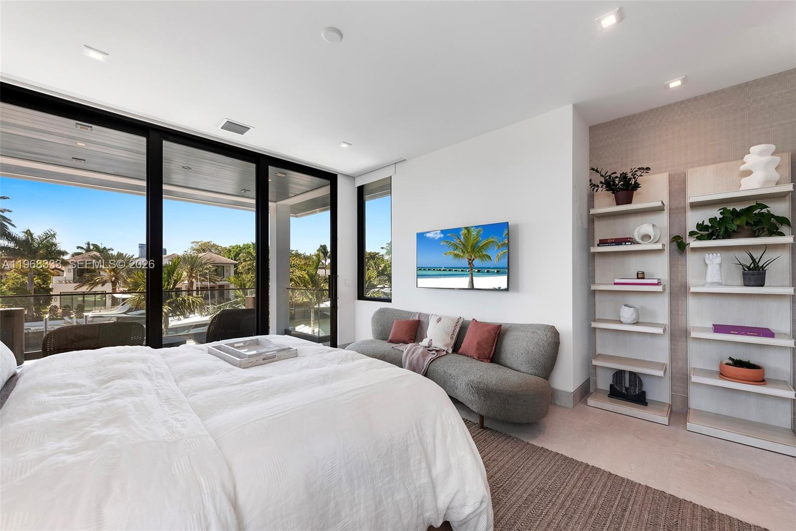 ISLA BAHIA - Residential