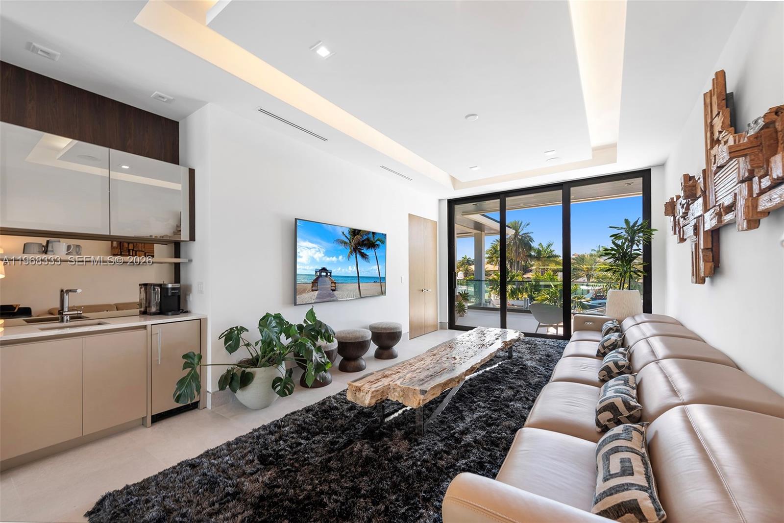 ISLA BAHIA - Residential