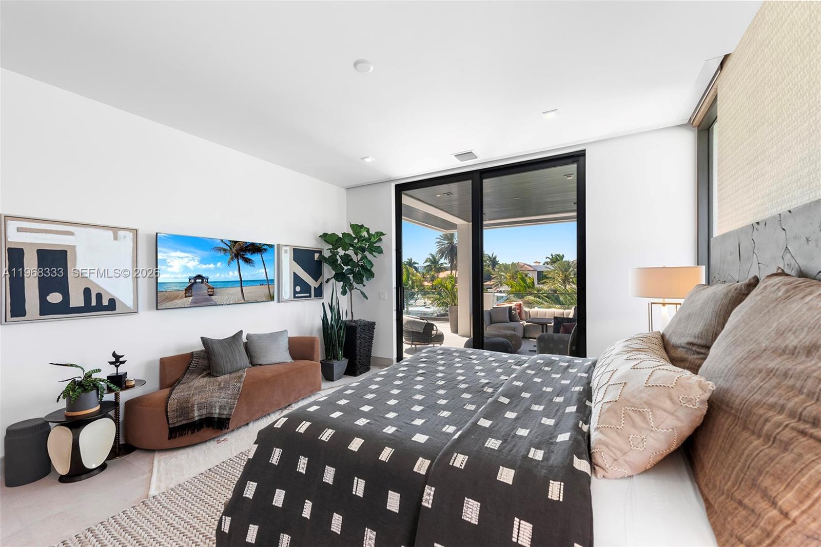 ISLA BAHIA - Residential