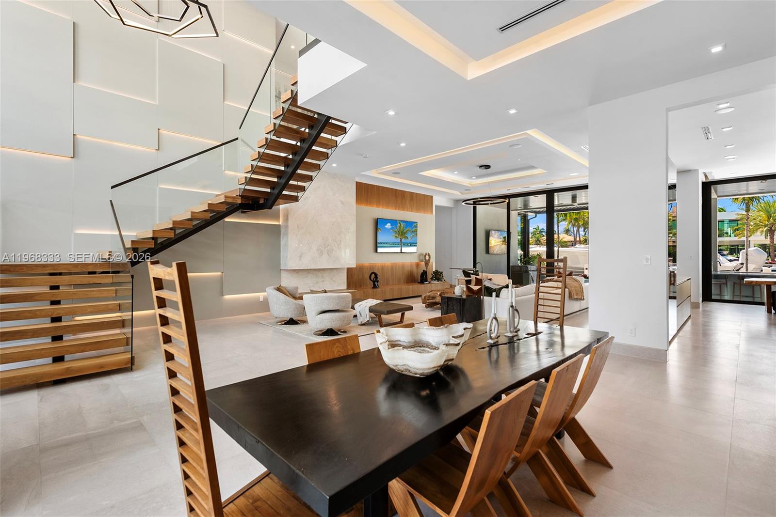 ISLA BAHIA - Residential