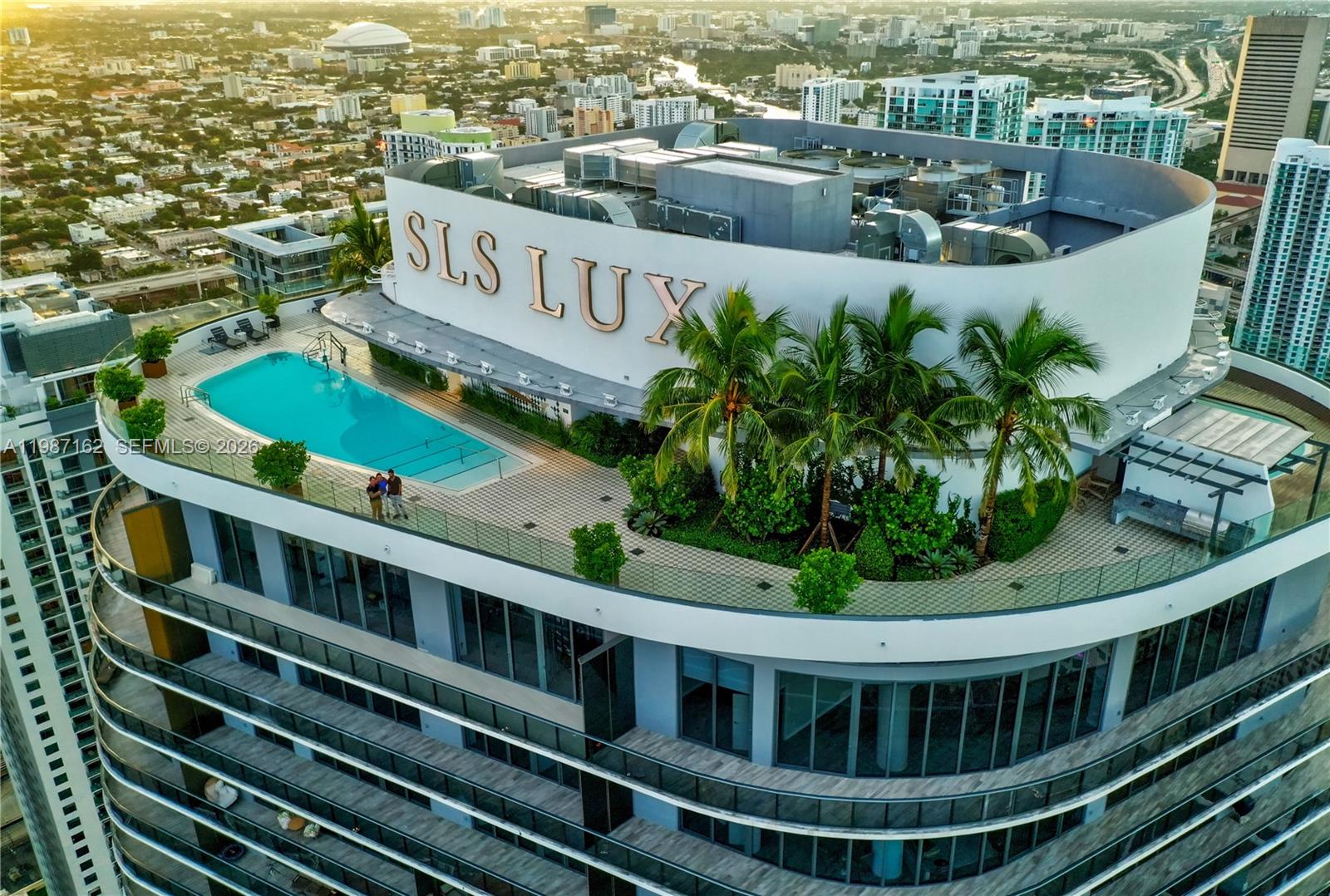 801 SMA RESIDENCES CONDO - Residential