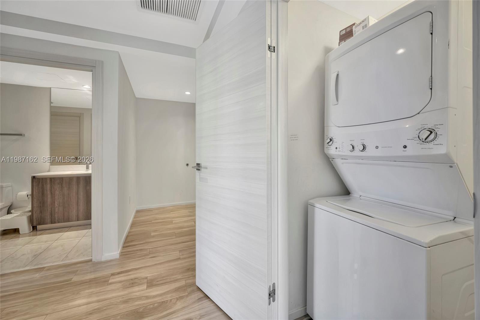 801 SMA RESIDENCES CONDO - Residential