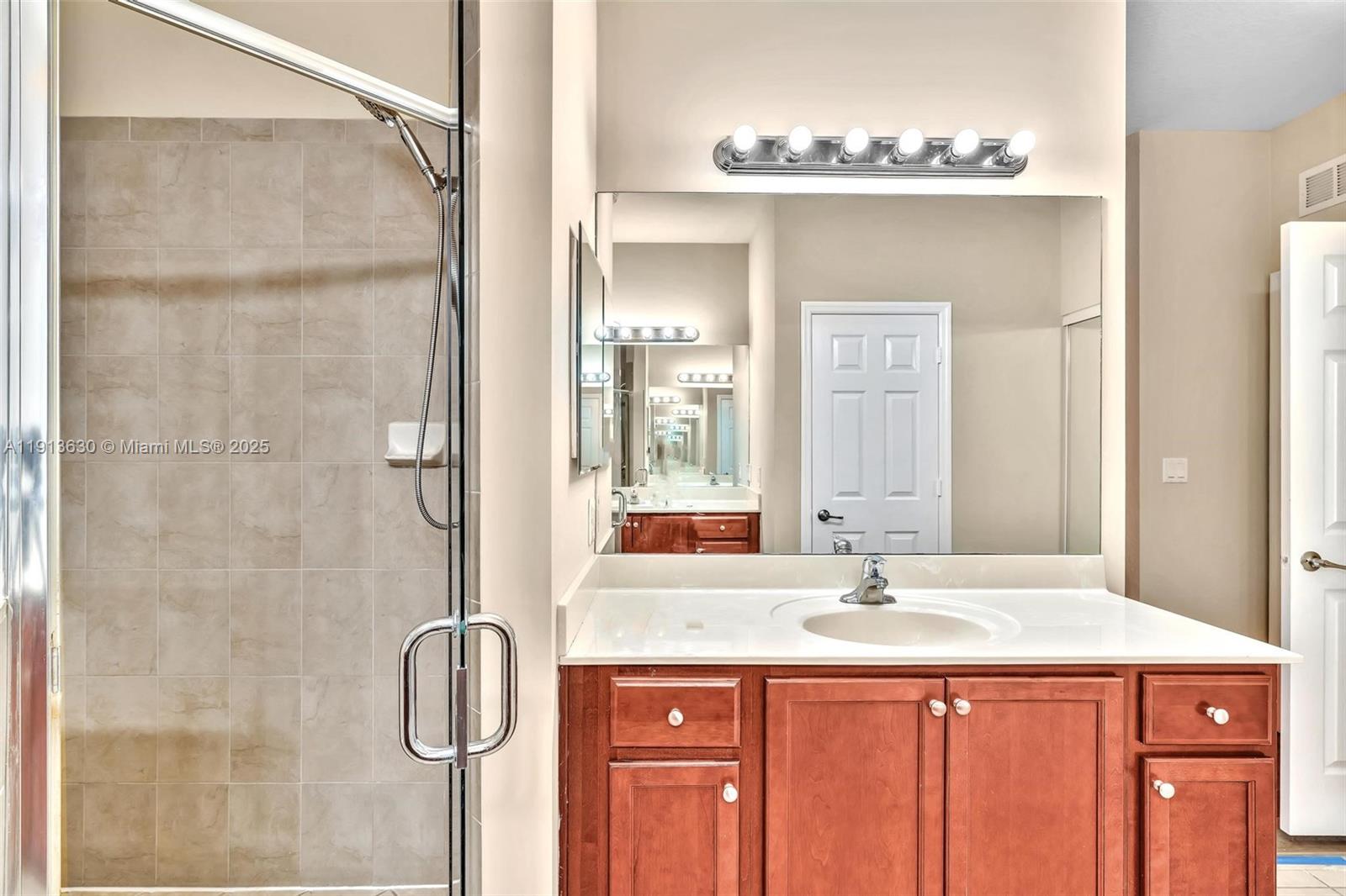 STROK PLAT NO 2 - Residential