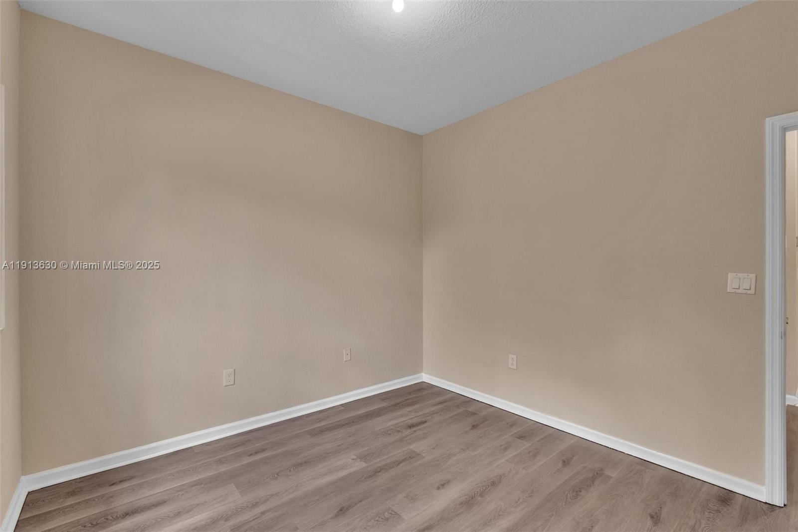 STROK PLAT NO 2 - Residential