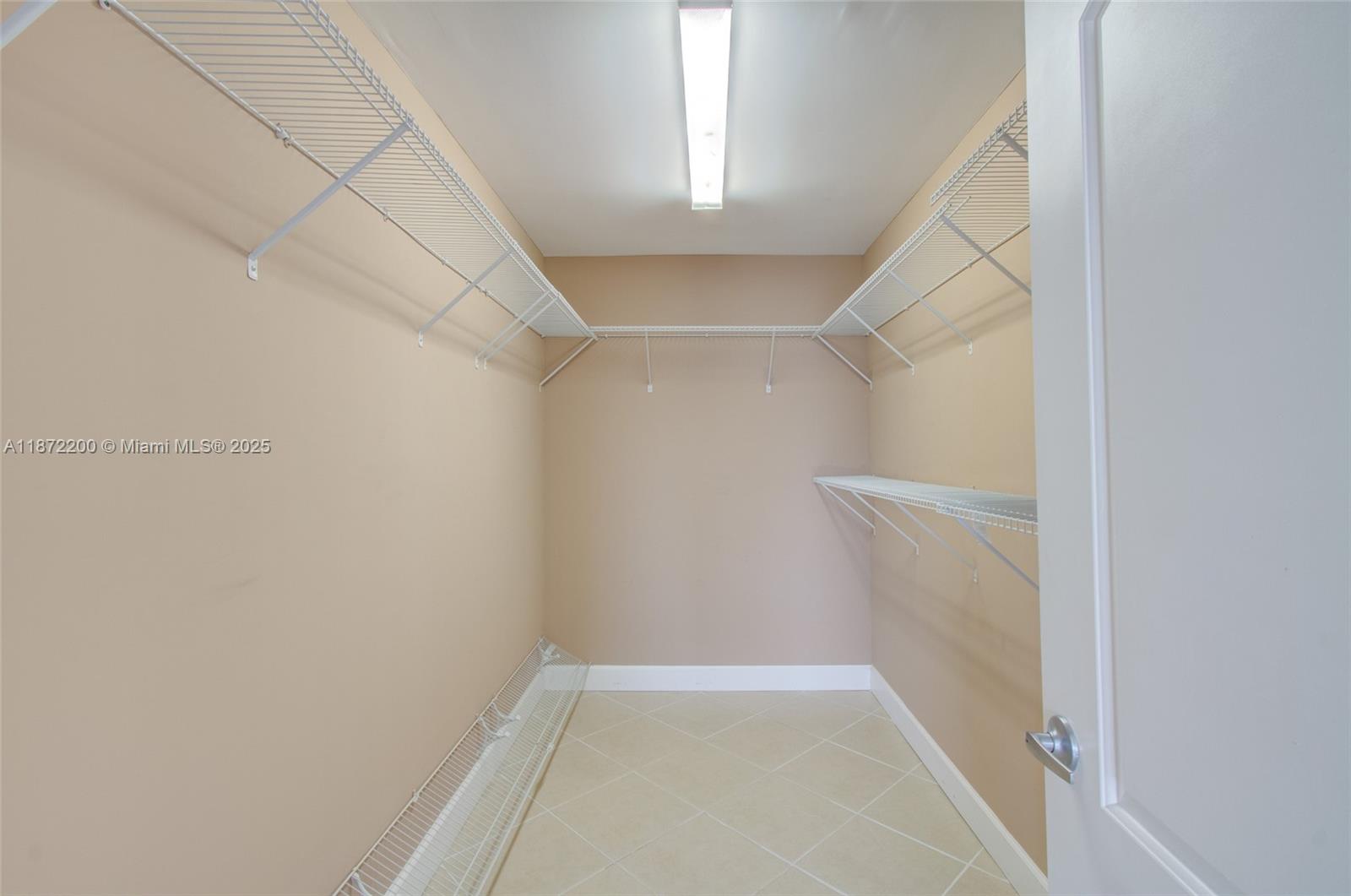 OCEAN VIEW TOWERS CONDO - Residential